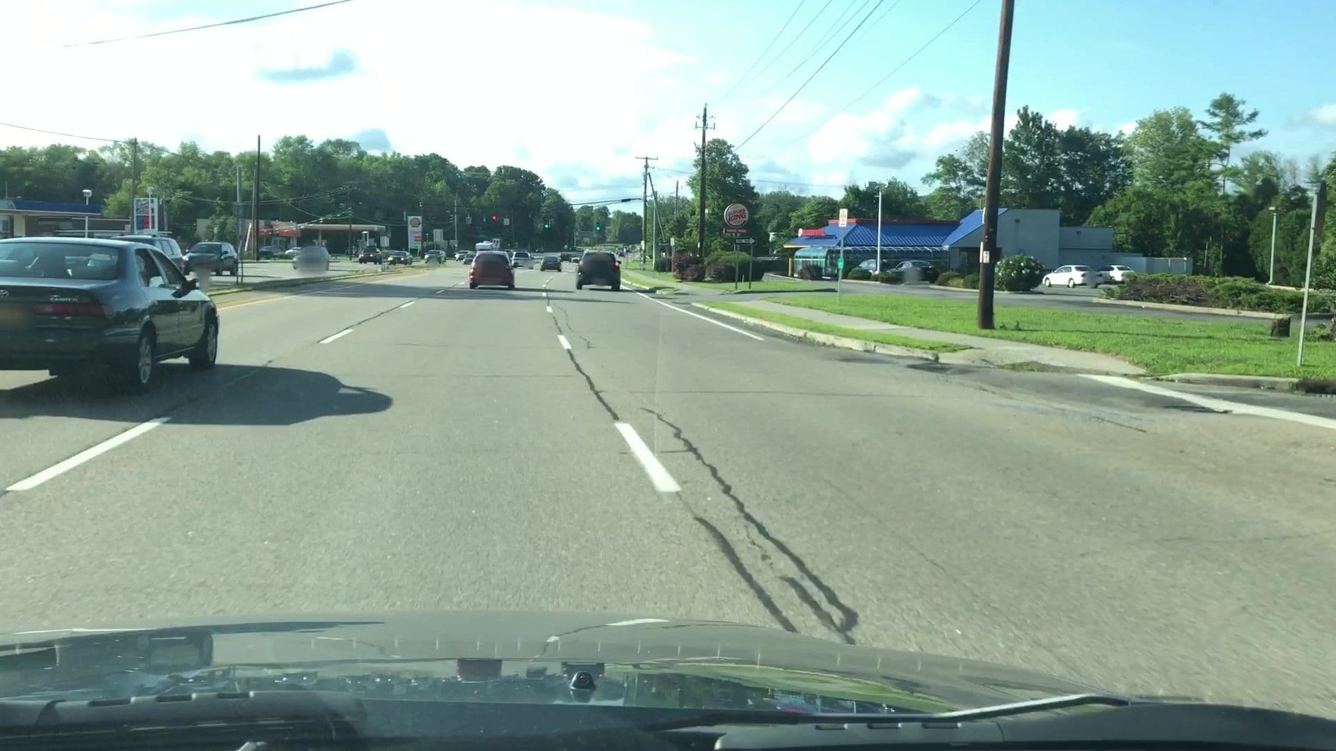 Street view near Towne Inn, Fishkill — © lvl5 (CC BY-SA · Mapillary)
