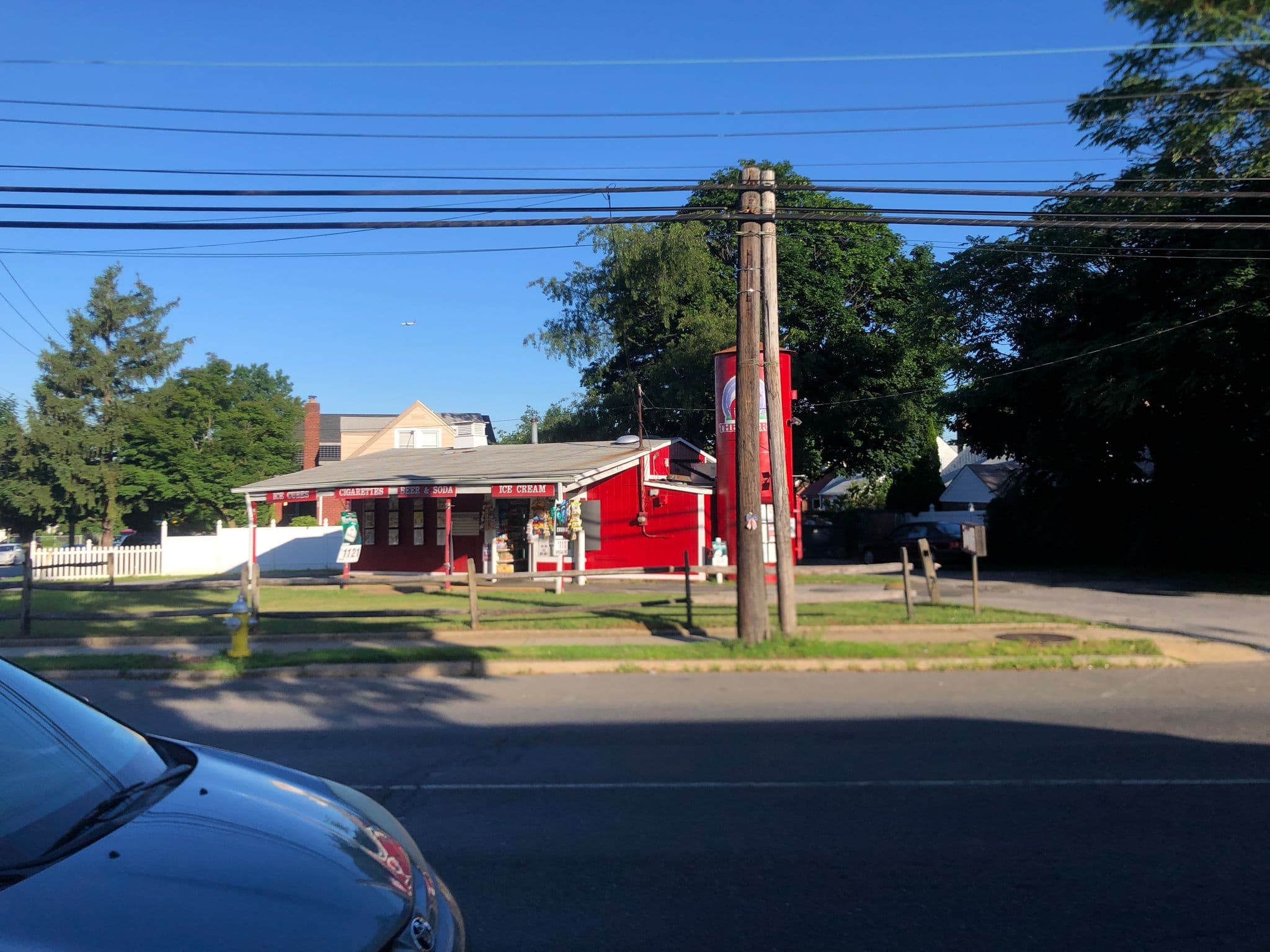 Street view near Lake George House, Franklin Square — © daalso (CC BY-SA · Mapillary)