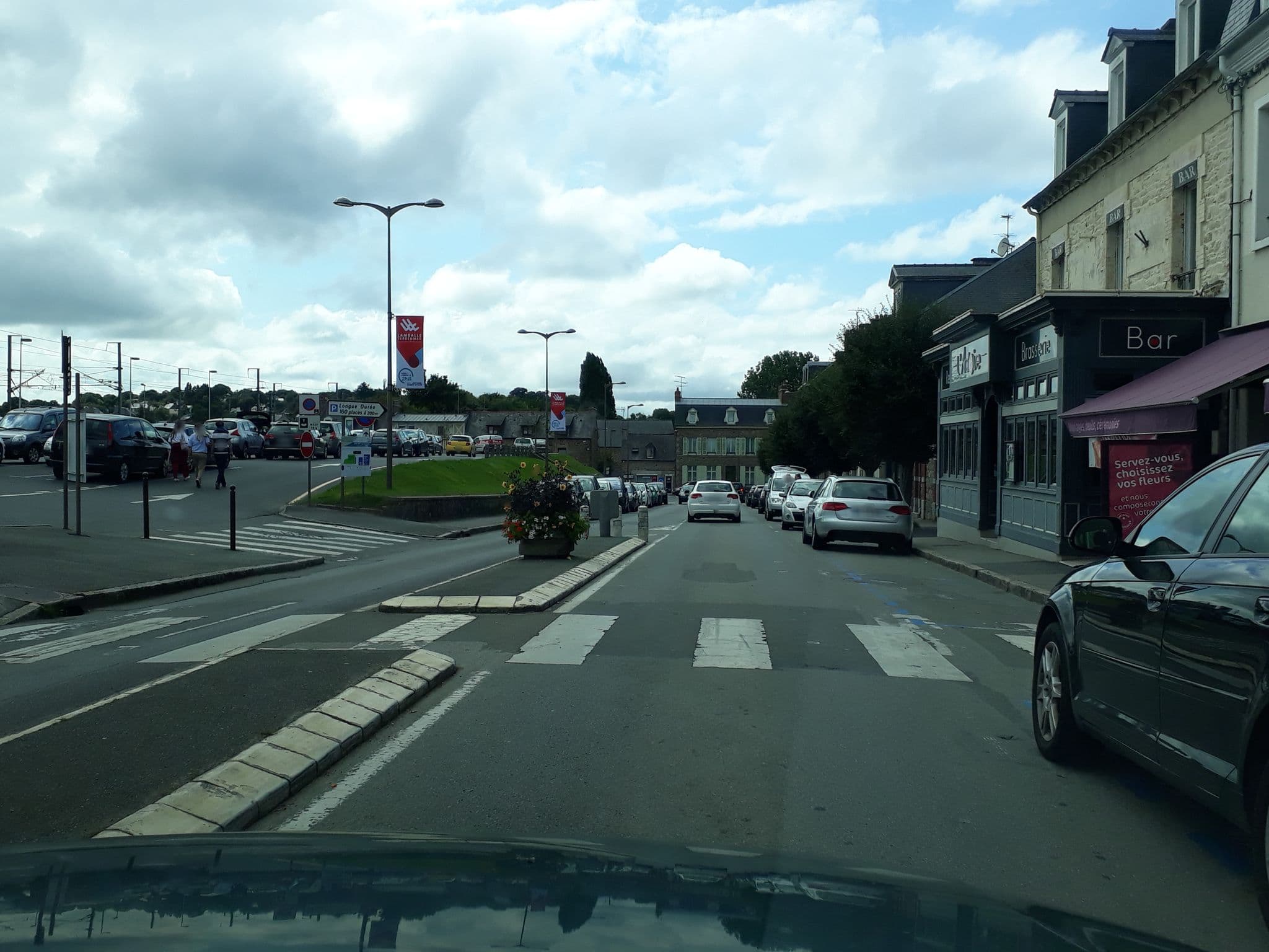 Street view near Kyriad, Lamballe — © df45 (CC BY-SA · Mapillary)