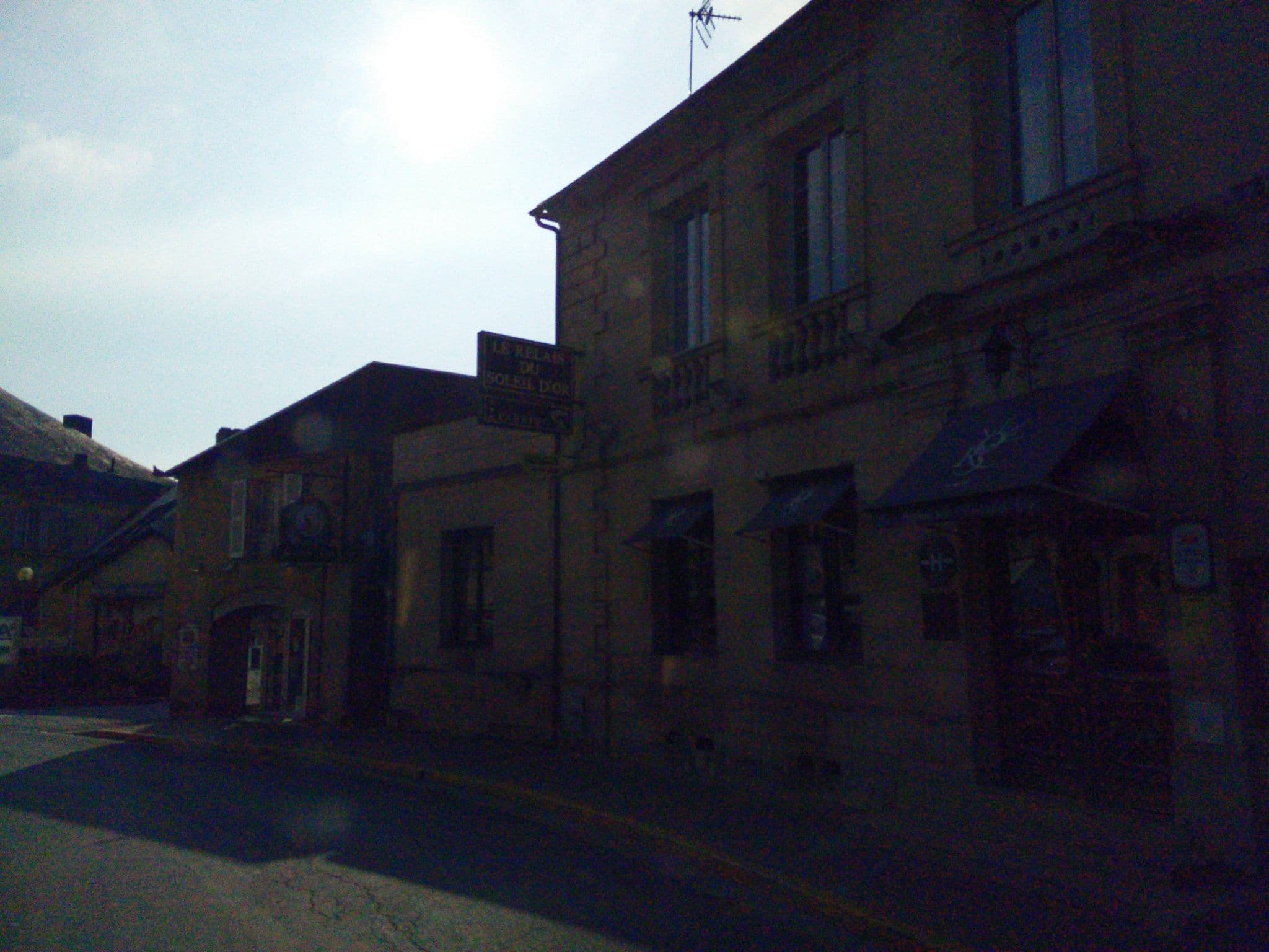 Street view near Le Relais du Soleil d'Or, Montignac — © volucris (CC BY-SA · Mapillary)