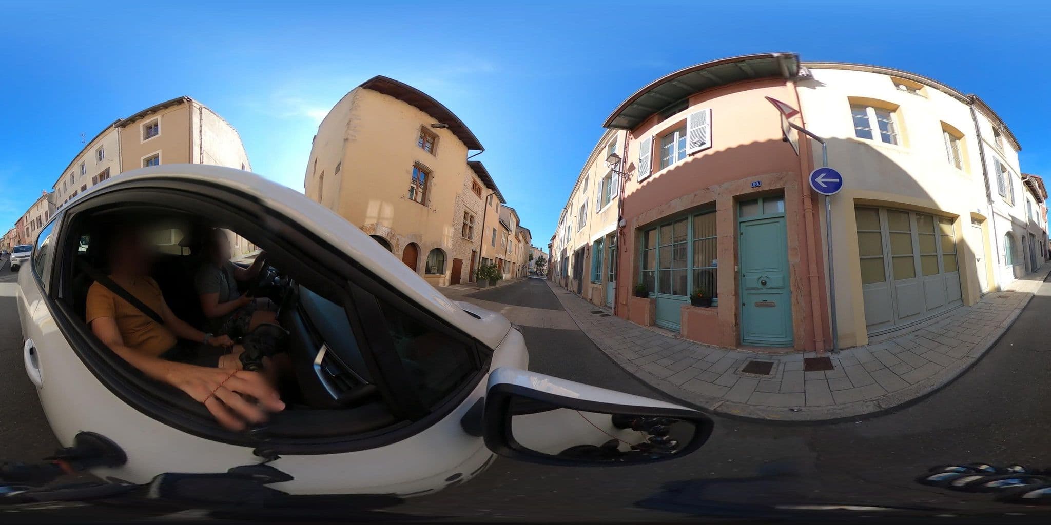 Street view near La Musardière, Cluny — © arteragence (CC BY-SA · Mapillary)