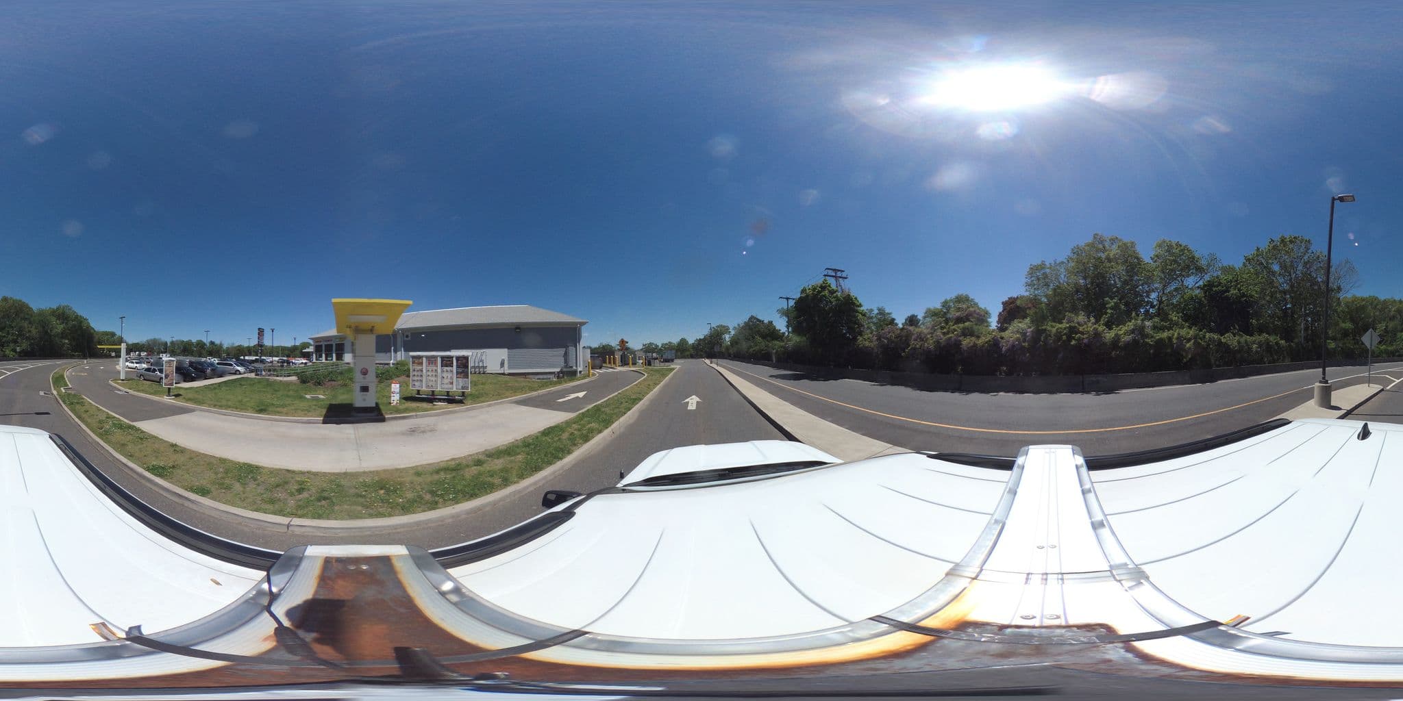 Street view near Red Roof, Bridgeport — © ctroadway360 (CC BY-SA · Mapillary)
