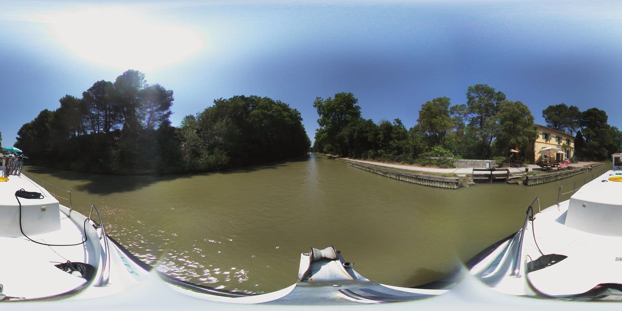Street view near Épanchoir de Foucaud, Pennautier — © beat (CC BY-SA · Mapillary)