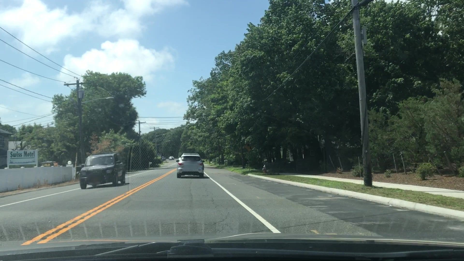 Street view near Swiss Motel Riverhead, Riverhead — © lvl5 (CC BY-SA · Mapillary)