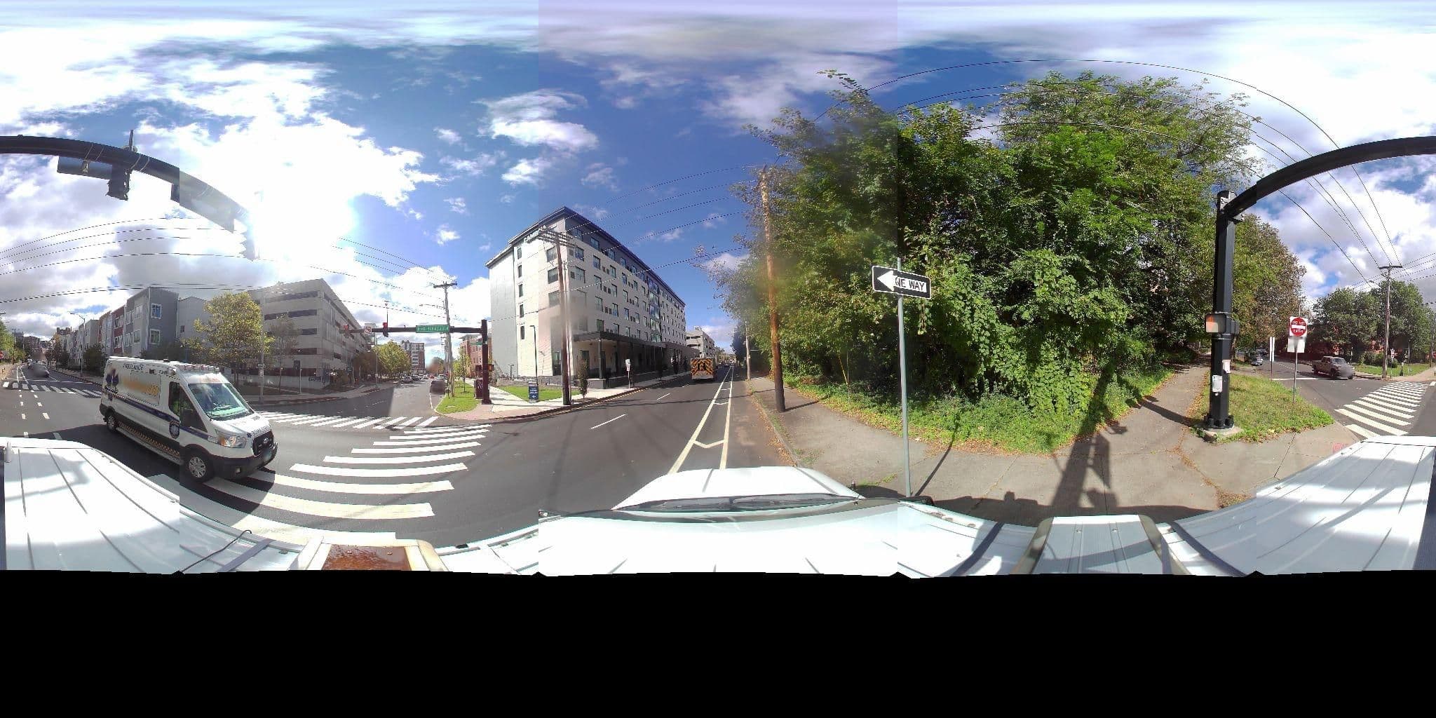 Street view near Choice Hotels, New Haven — © ctroadway360 (CC BY-SA · Mapillary)