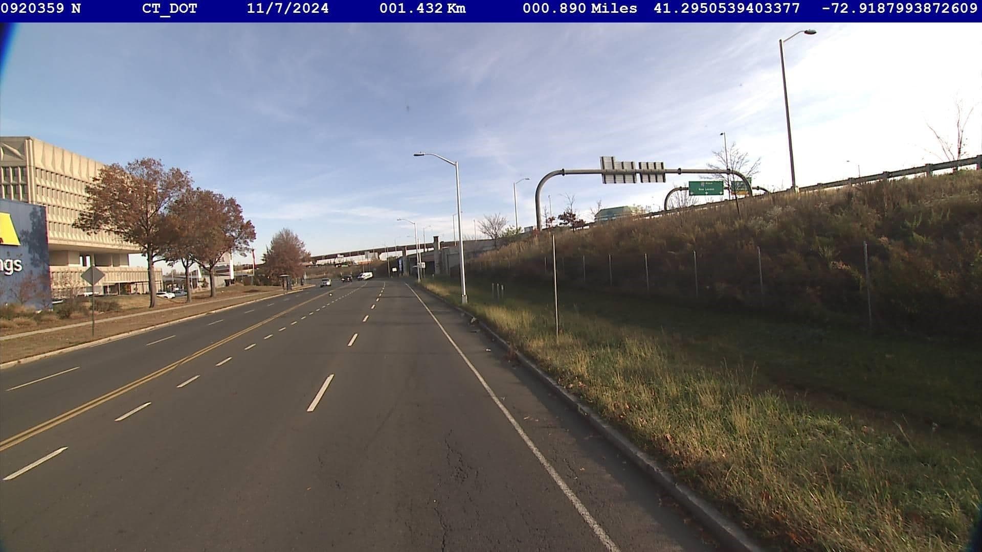 Street view near La Quinta Inn & Suites New Haven, New Haven — © ctphotologrow_1 (CC BY-SA · Mapillary)