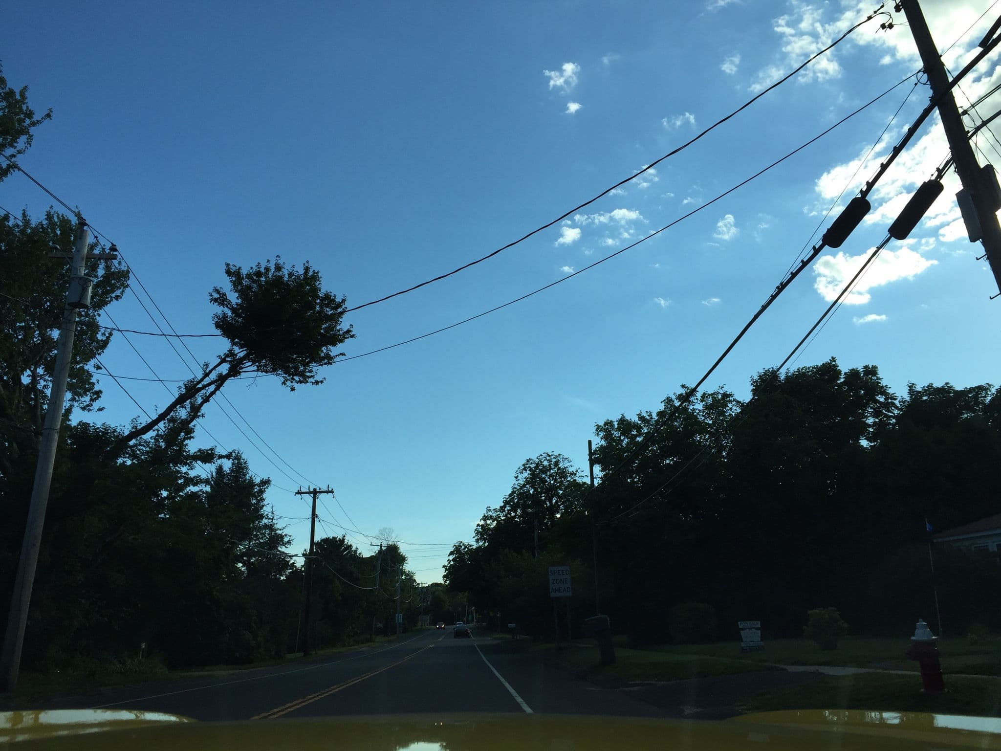 Street view near Andrew's Legacy B&B, Cutchogue — © richlv (CC BY-SA · Mapillary)