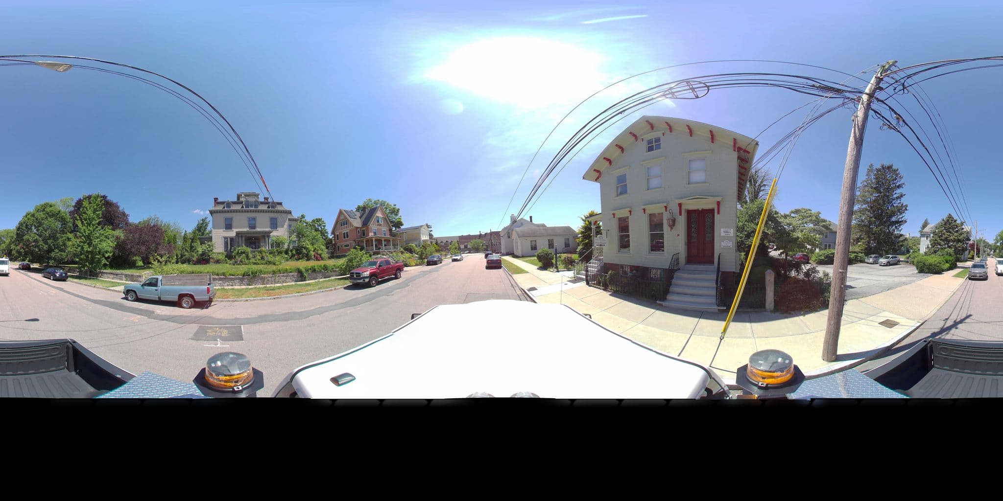 Street view near The Lookout, New London — © ctroadway360 (CC BY-SA · Mapillary)