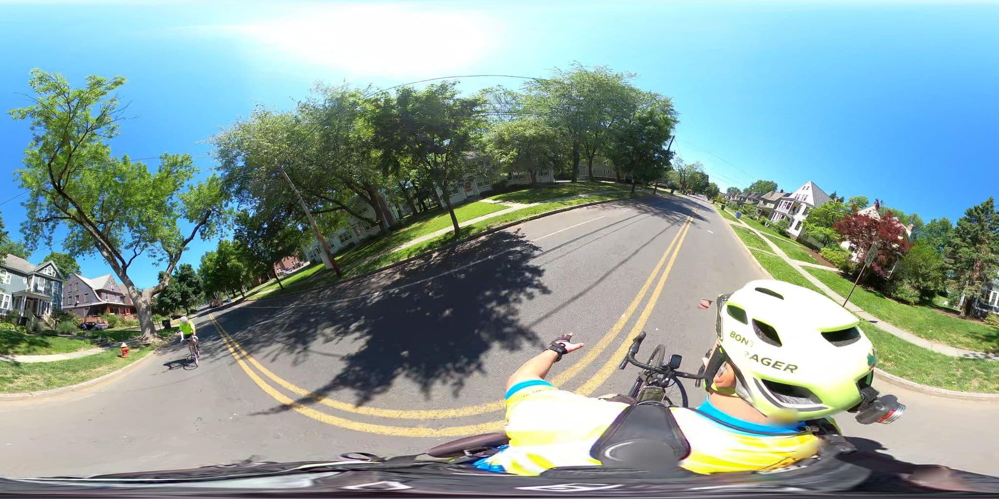 Street view near 1895 House Bed and Breakfast, Hartford — © medic1000 (CC BY-SA · Mapillary)