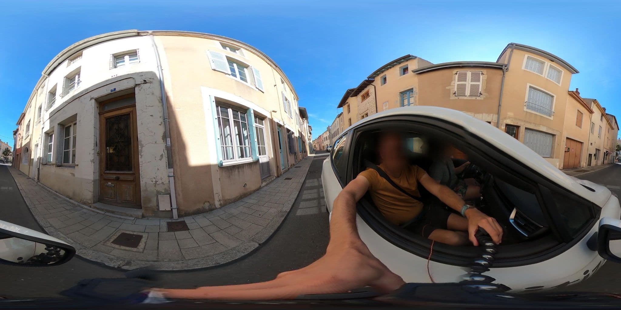 Street view near La Musardière, Cluny — © arteragence (CC BY-SA · Mapillary)