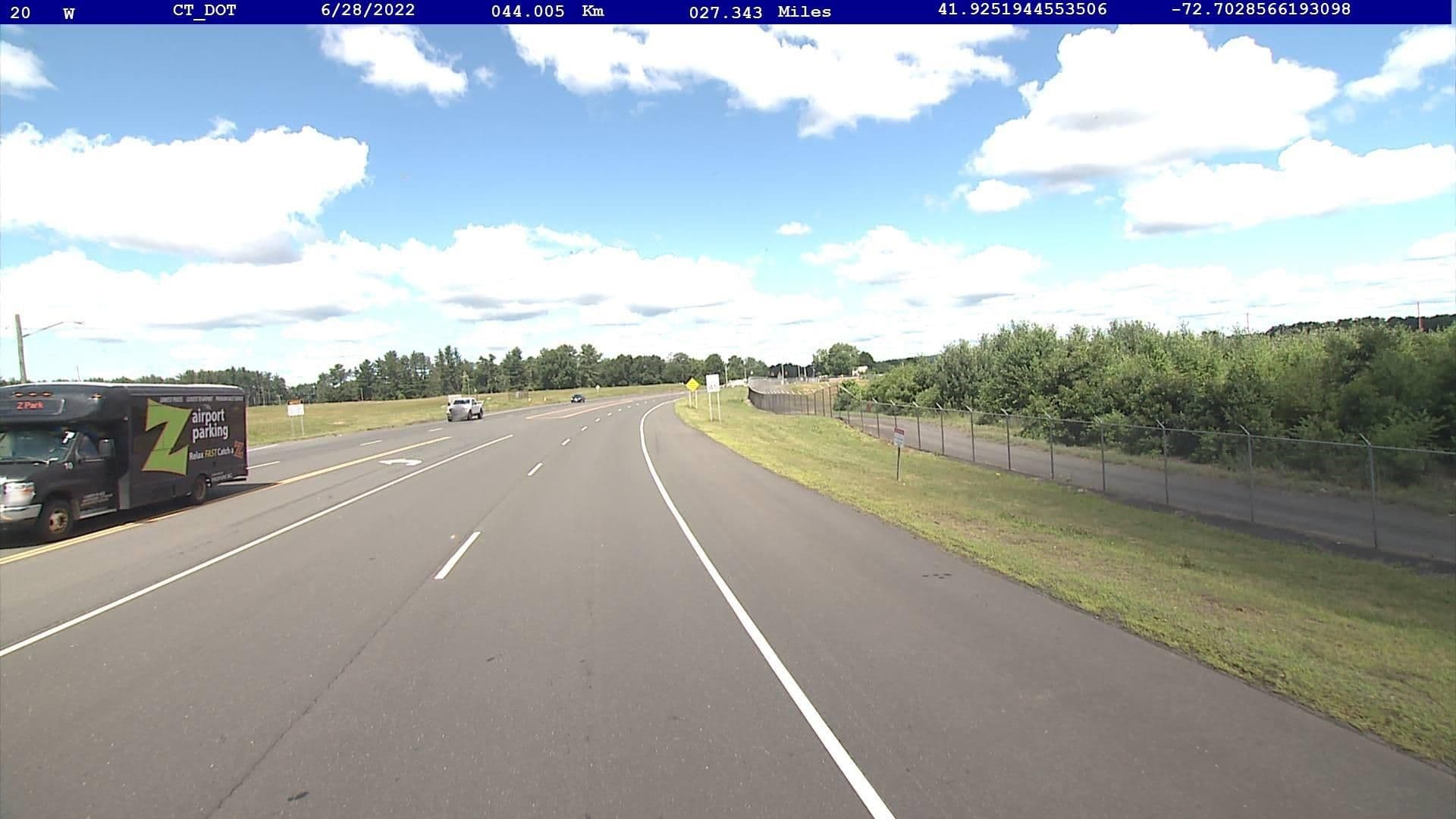 Street view near Big Bear Lodge, Tariffville — © ctphotologrow_1 (CC BY-SA · Mapillary)