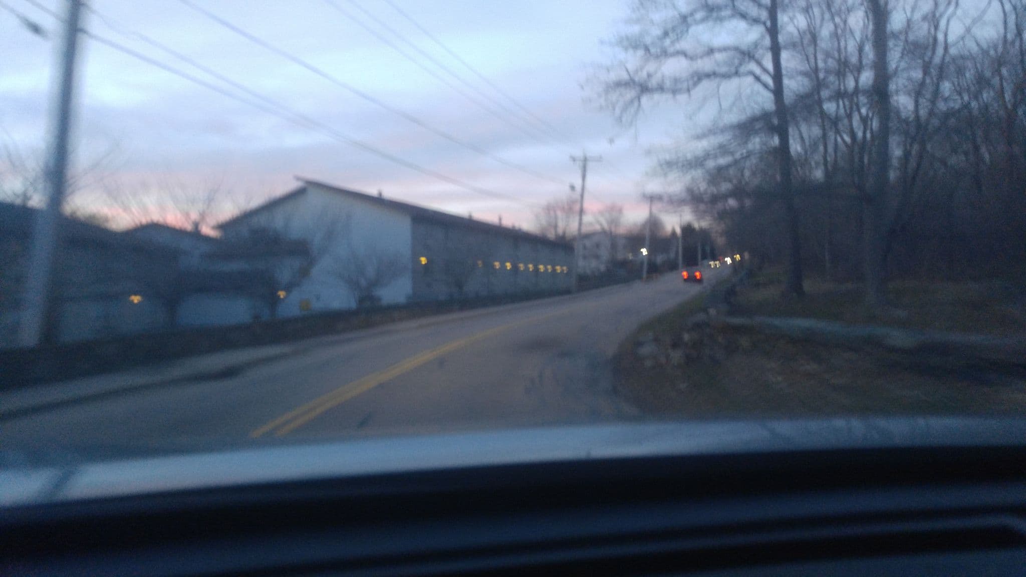 Street view near Seaview Inn, Newport — © azsr (CC BY-SA · Mapillary)