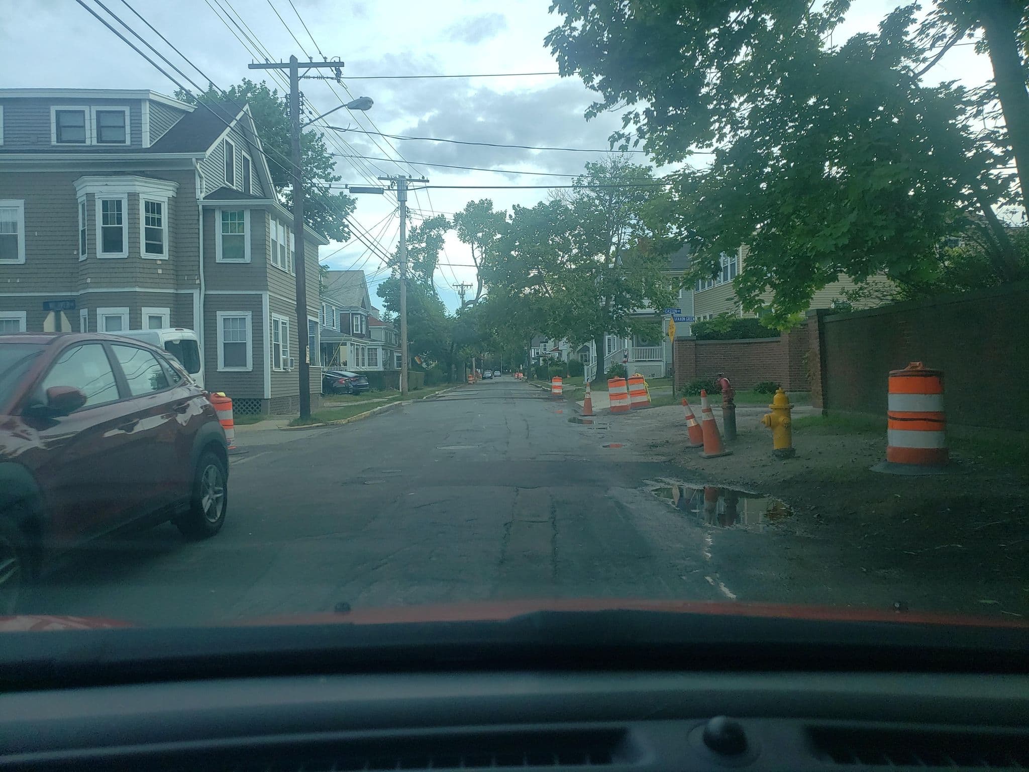 Street view near Admiral Weaver Bed and Breakfast, Newport — © zelonewolf (CC BY-SA · Mapillary)
