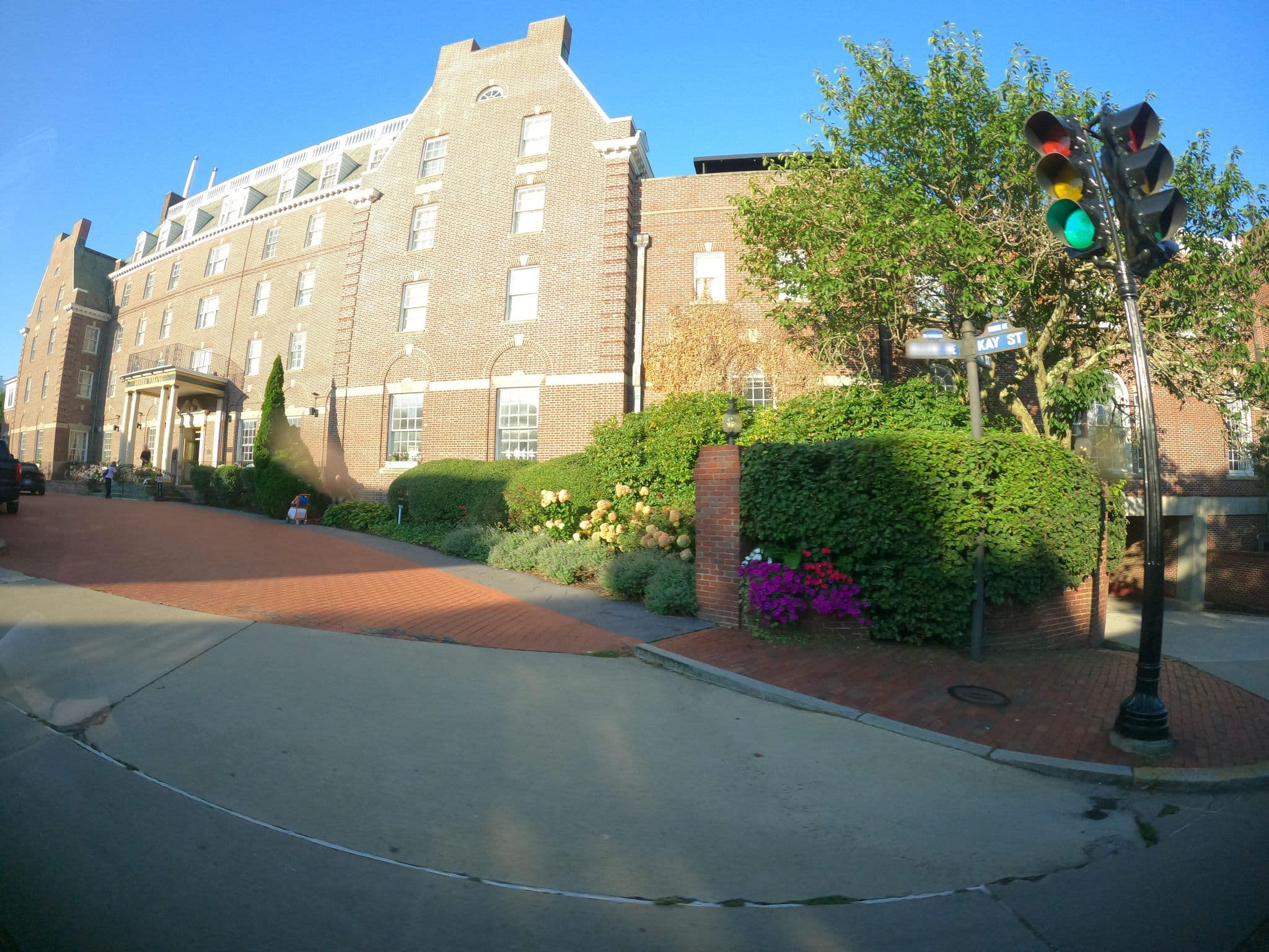 Street view near Hydrangea House Inn, Newport — © roadgeek_md99 (CC BY-SA · Mapillary)