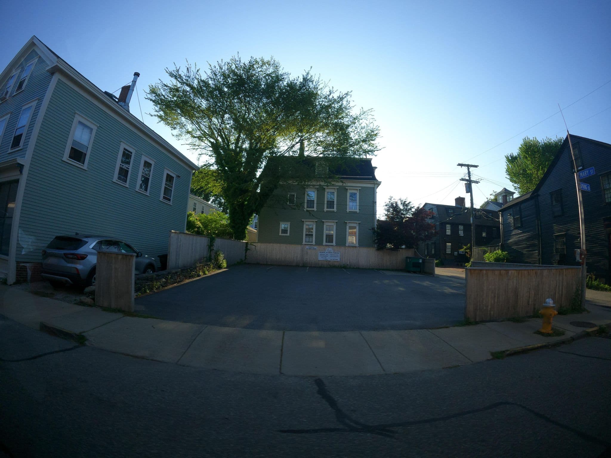 Street view near Kitt Shepley House, Newport — © roadgeek_md99 (CC BY-SA · Mapillary)