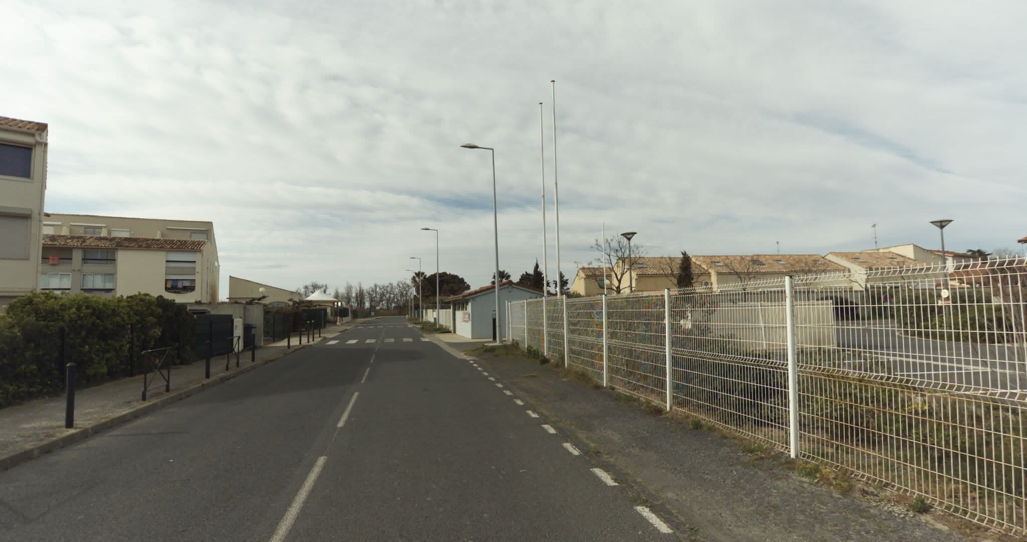 Street view near Résidence La Grenadine - Résidence Lagrange, Marseillan — © sogefi (CC BY-SA · Mapillary)