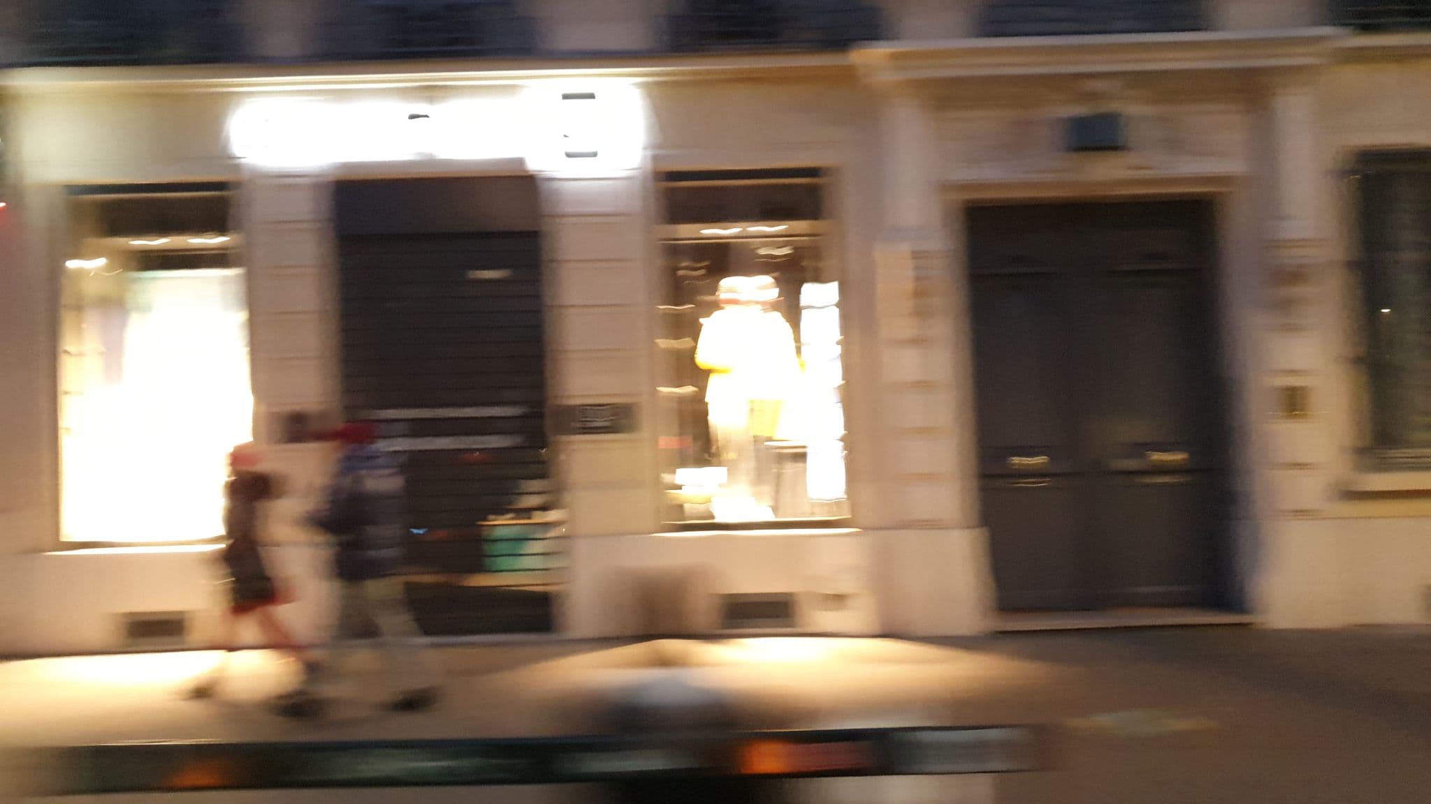 Street view near Le Clément, Paris 06 Luxembourg — © b166er (CC BY-SA · Mapillary)