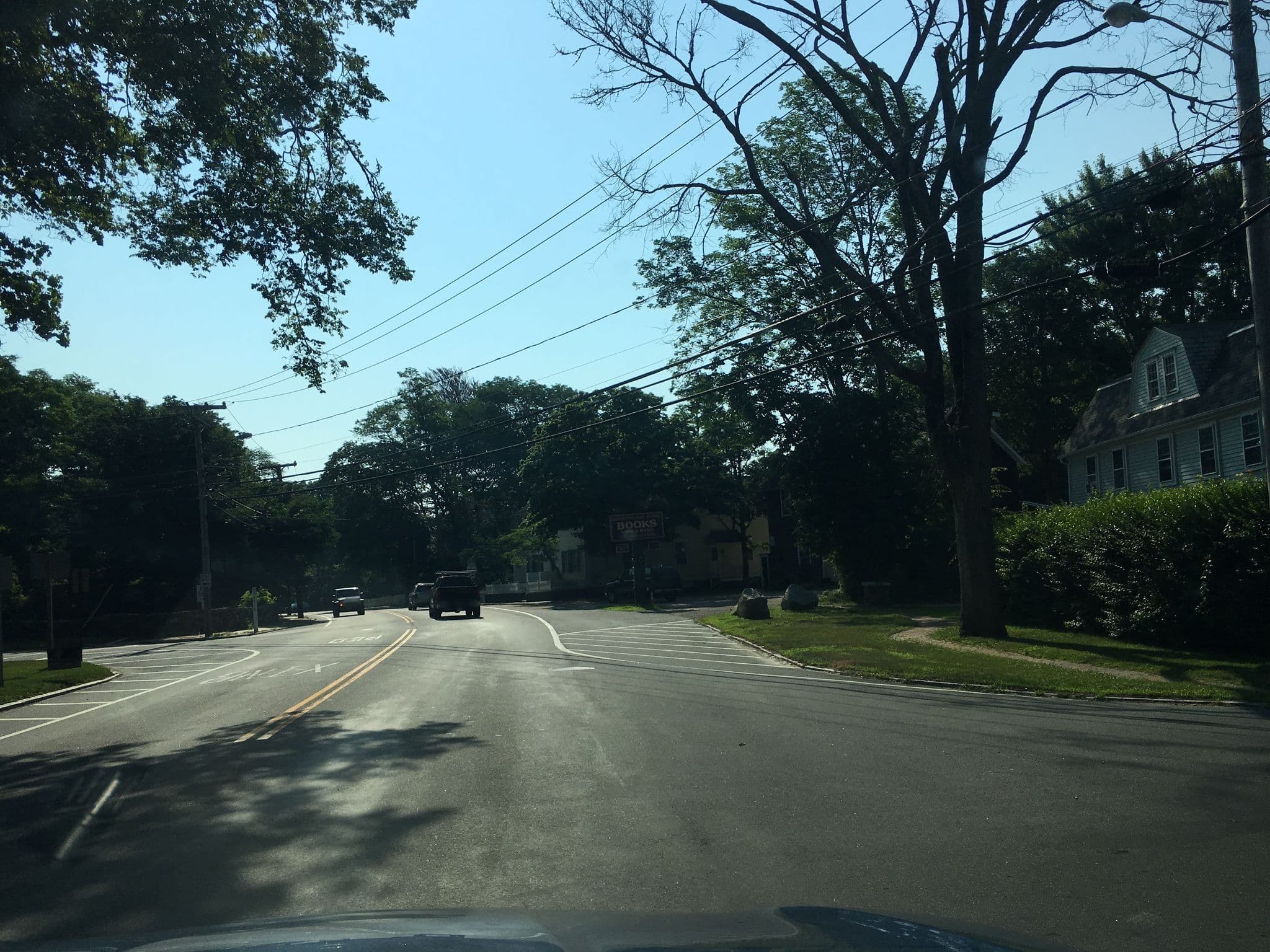 Street view near Lily's at Little Rest Bed & Breakfast, South Kingstown — © azsr (CC BY-SA · Mapillary)