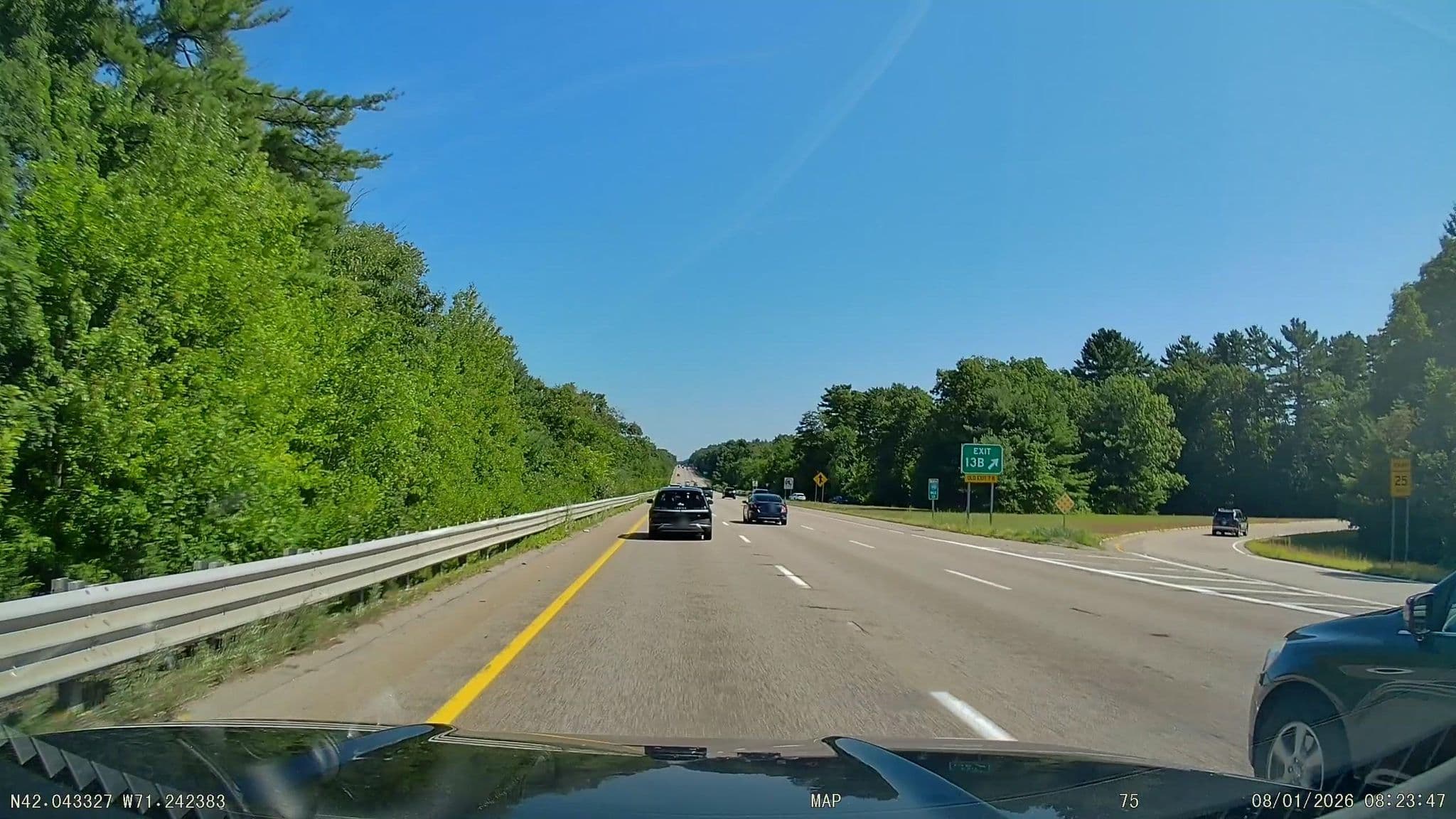 Street view near Eventi Hotel, Foxborough — © Lanka6359 (CC BY-SA · Mapillary)