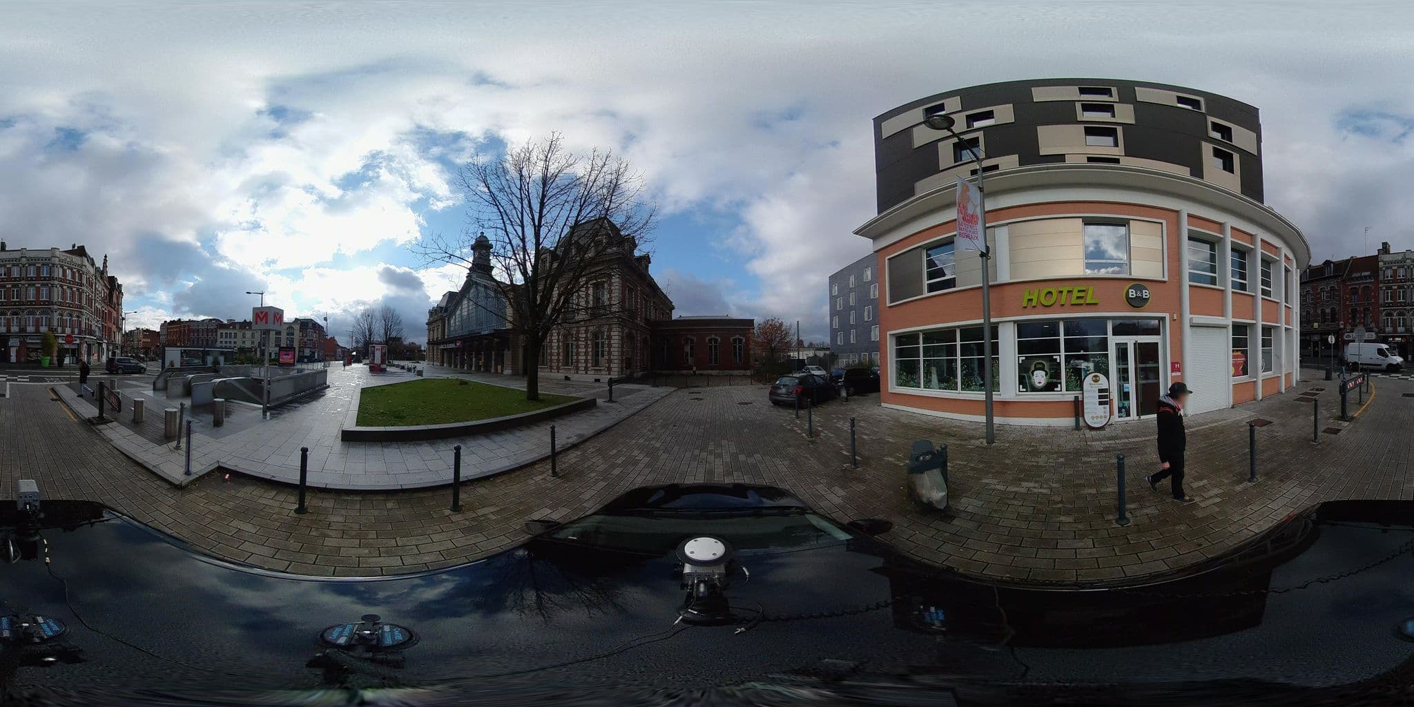 Street view near B&b Hôtel Lille Roubaix Campus Gare, Roubaix — © meldig (CC BY-SA · Mapillary)
