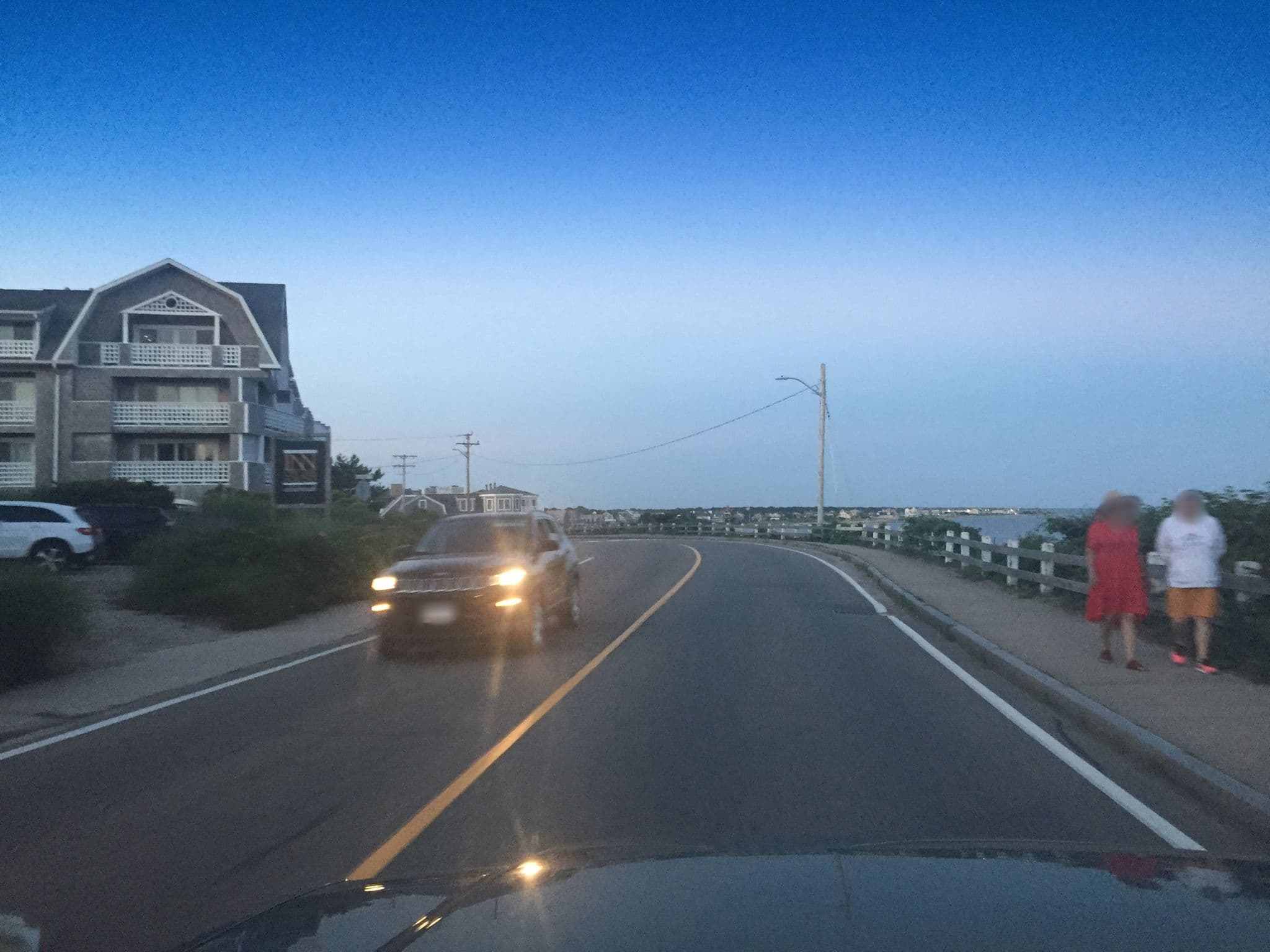 Street view near Inn on the Sound, Teaticket — © paulfav (CC BY-SA · Mapillary)