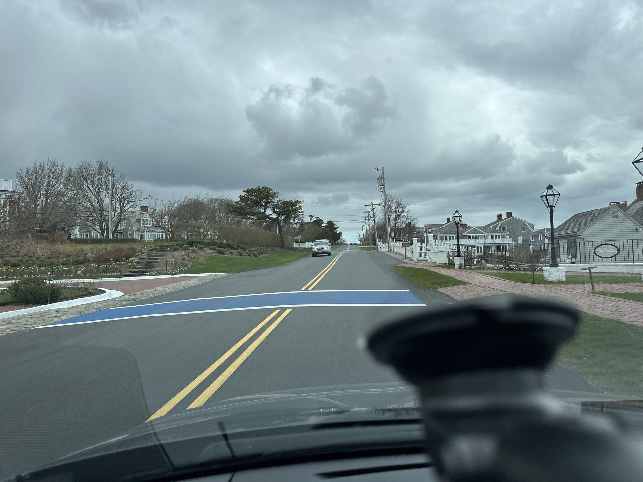 Street view near The Beach Lawn at Chatham Bars Inn, West Chatham — © quickness805 (CC BY-SA · Mapillary)