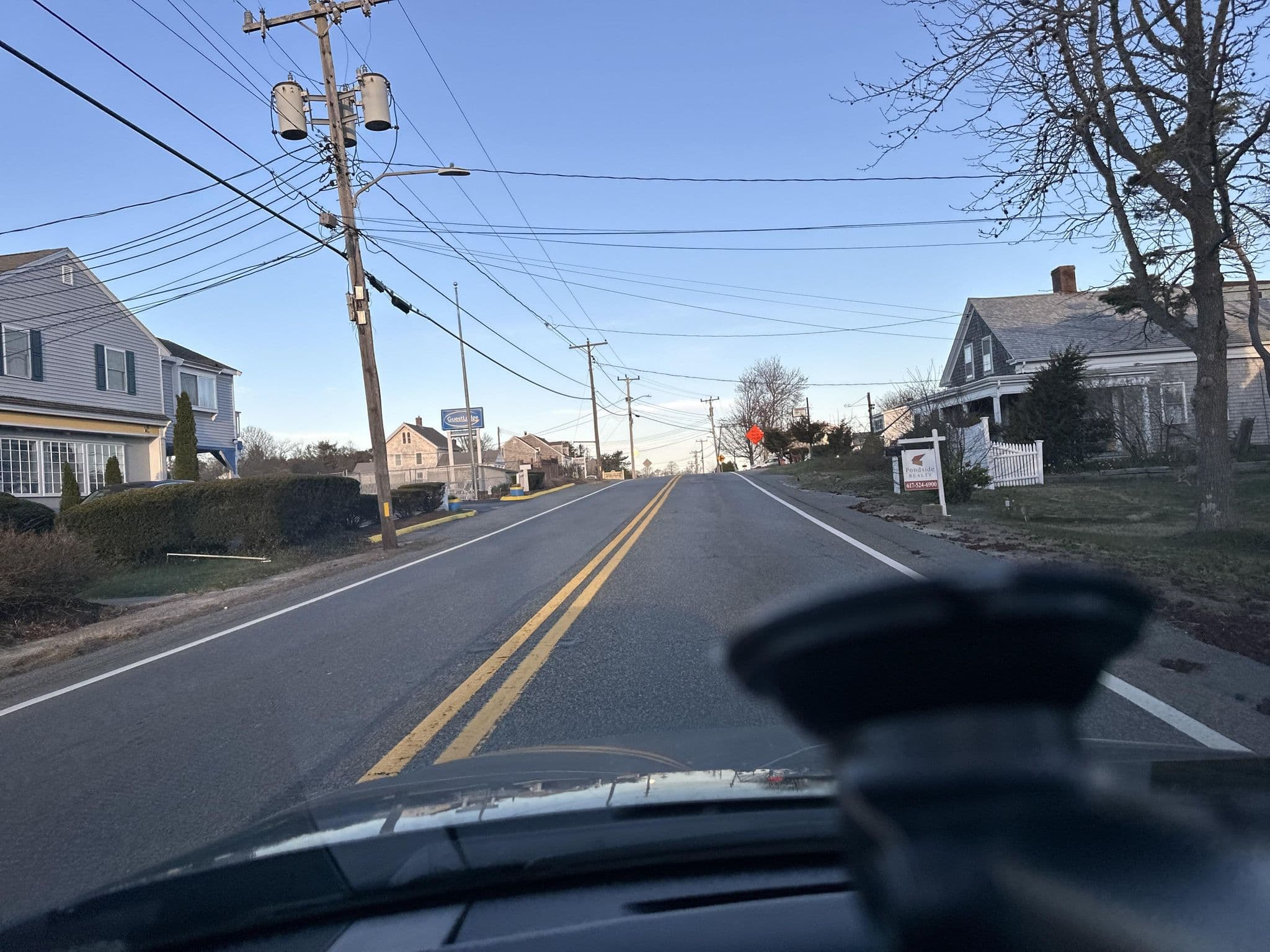 Street view near Crow's Nest of West Dennis, West Dennis — © quickness805 (CC BY-SA · Mapillary)