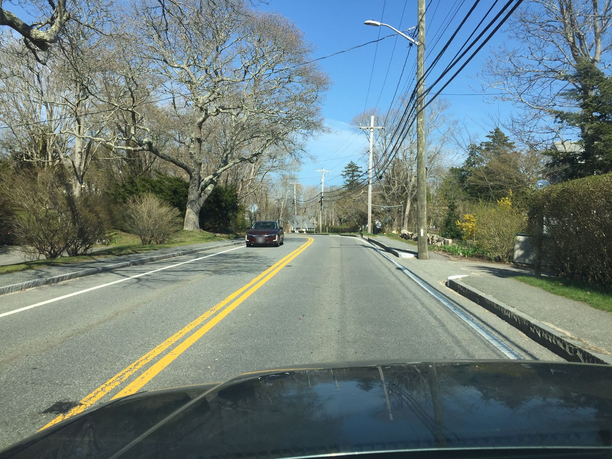 Street view near Sleepy Hollow Motor Inn, Teaticket — © paulfav (CC BY-SA · Mapillary)