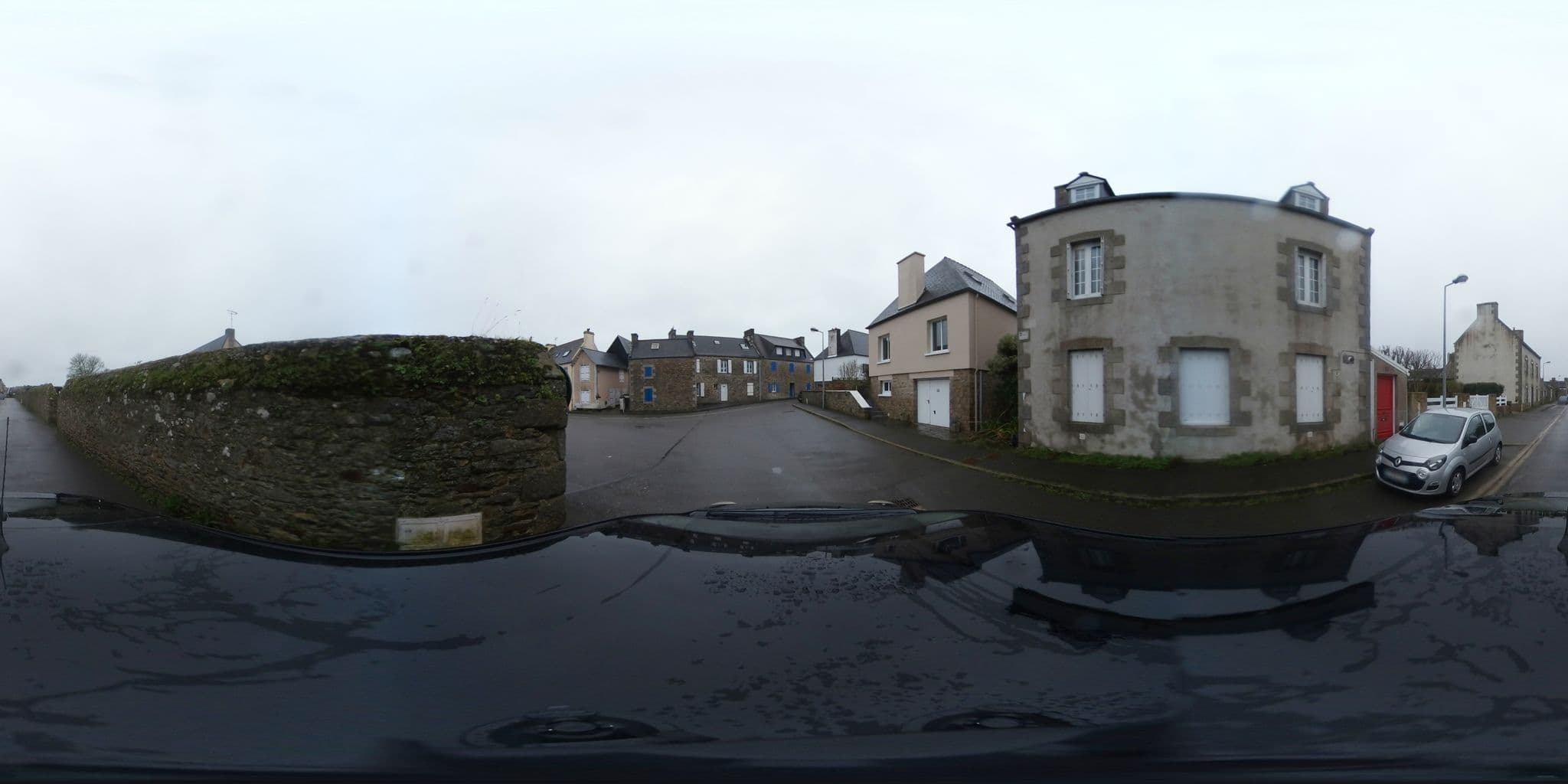 Street view near Gîtes de France, Roscoff — © c_mobilite (CC BY-SA · Mapillary)