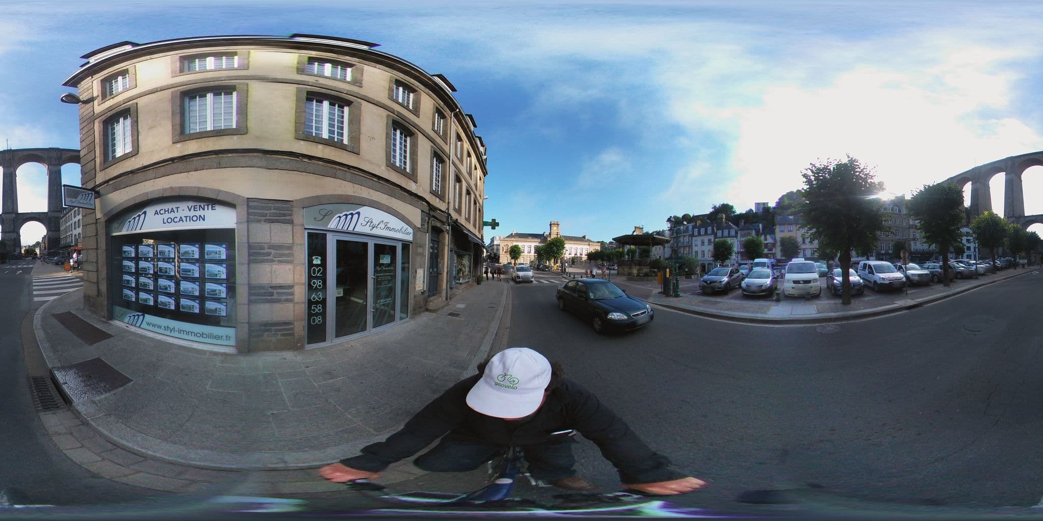Street view near Duc de Bretagne Luxury Apparthotel, Morlaix — © geovelo (CC BY-SA · Mapillary)