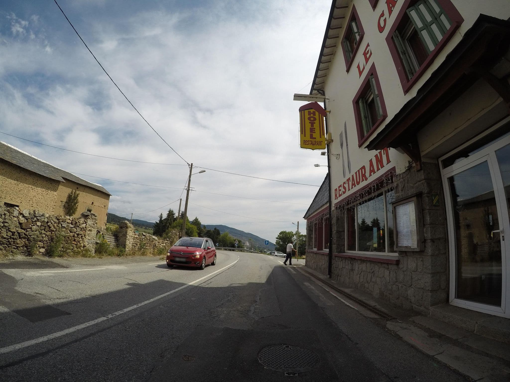 Street view near Hôtel Le Catalan, Font-Romeu-Odeillo-Via — © ray66 (CC BY-SA · Mapillary)