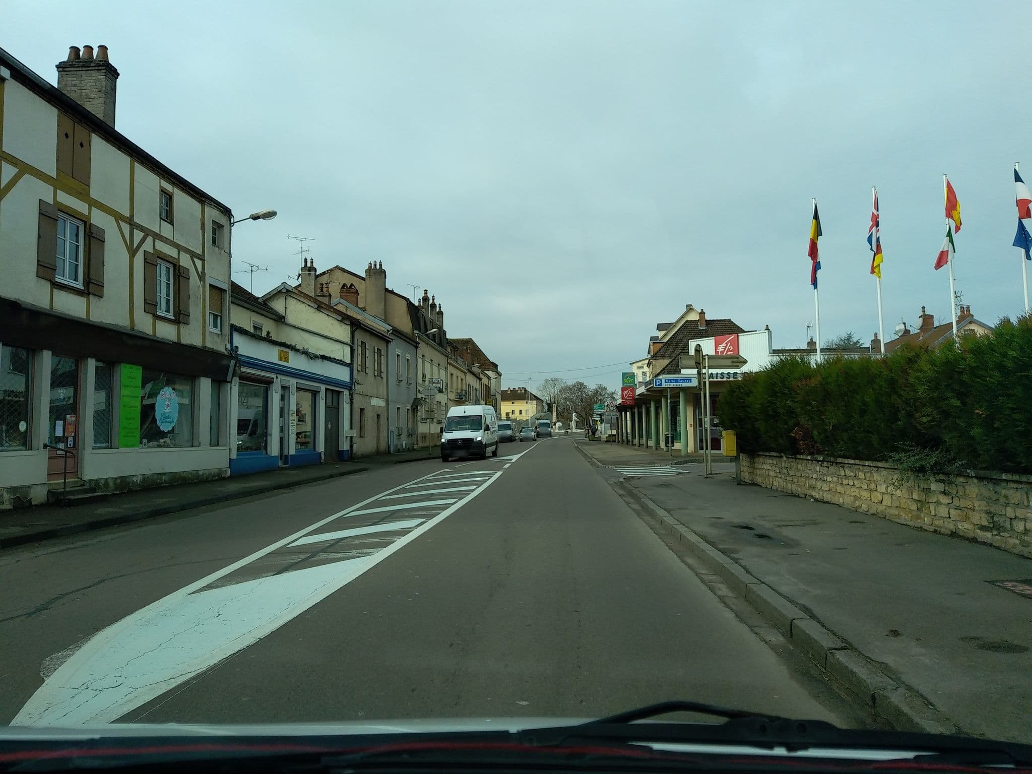 Street view near Hôtel Le Fer à Cheval, Gray — © arnaudgerard (CC BY-SA · Mapillary)