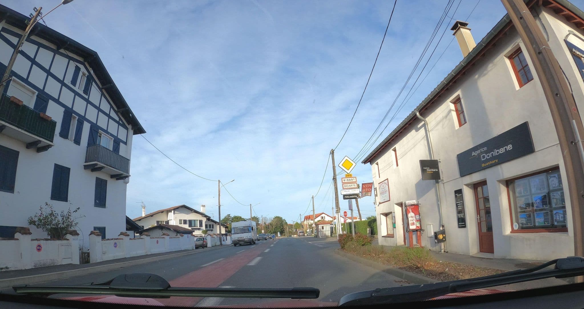 Street view near GEO, Guéthary — © patchanka (CC BY-SA · Mapillary)