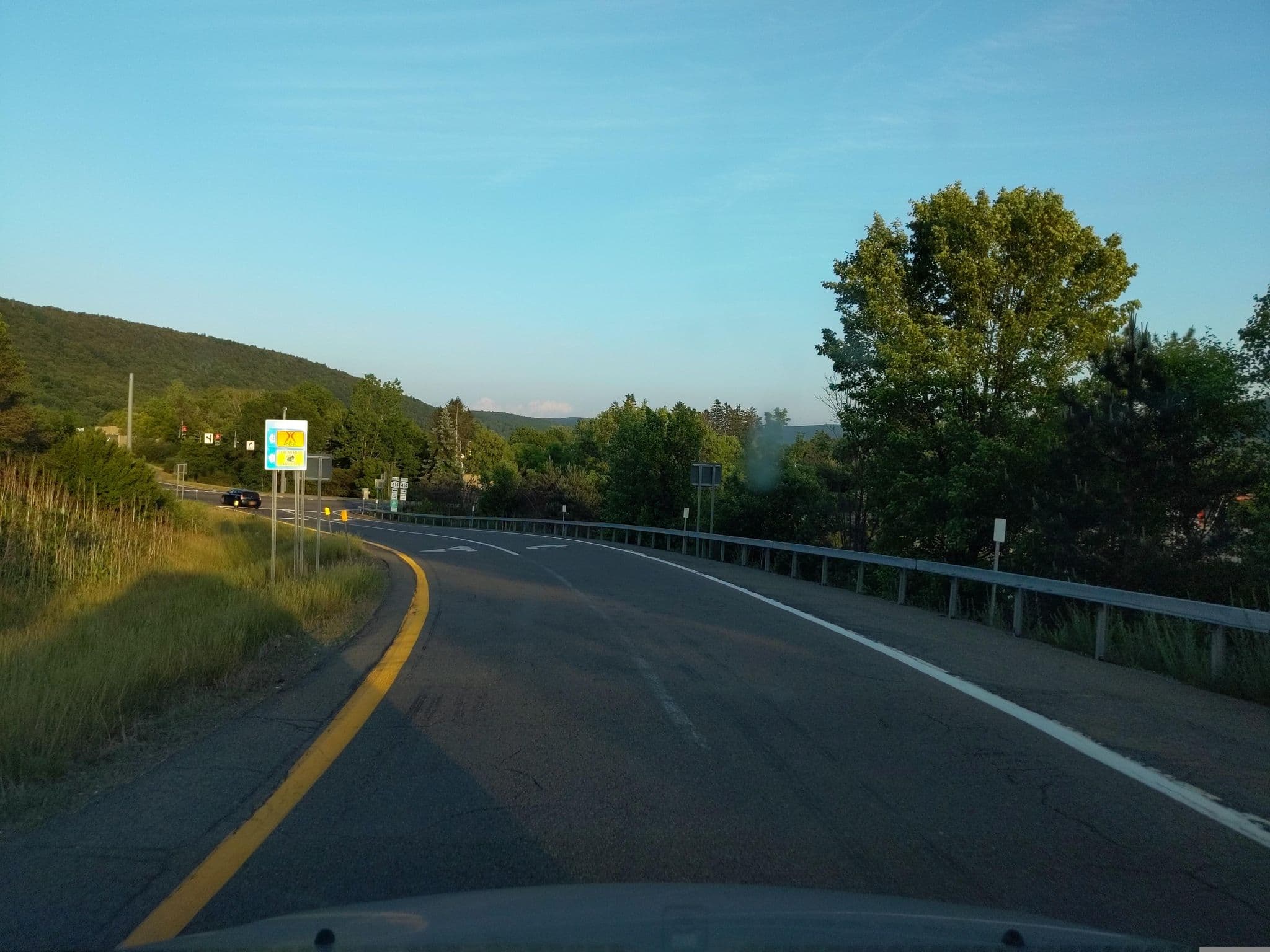 Street view near Complimentary Breakfast, Corning — © cairo (CC BY-SA · Mapillary)
