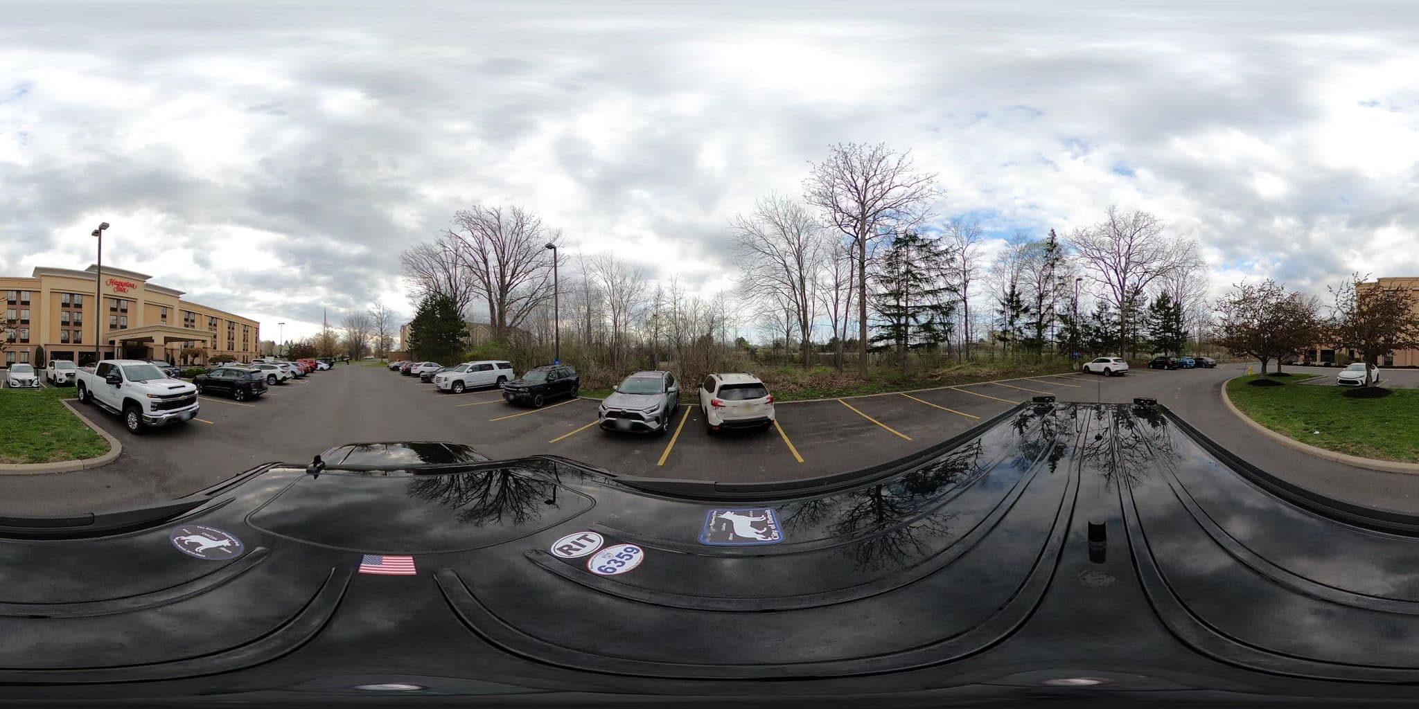Street view near Hilton, Greece — © Lanka6359 (CC BY-SA · Mapillary)