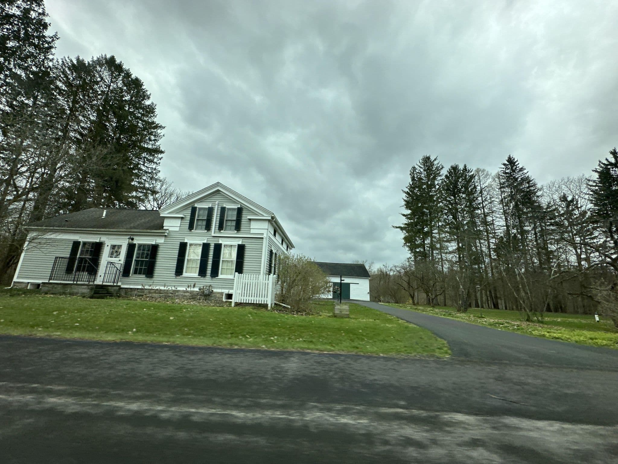 Street view near Mary hunt house, East Ithaca — © quickness805 (CC BY-SA · Mapillary)