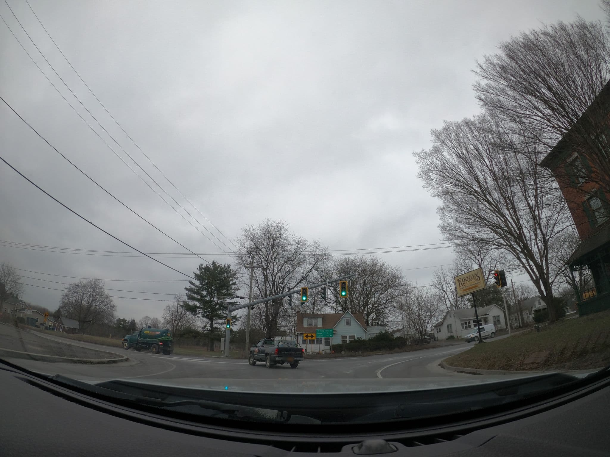 Street view near Rogues' Harbor Inn, Restaurant & Brewing, Northwest Ithaca — © zikzak5 (CC BY-SA · Mapillary)