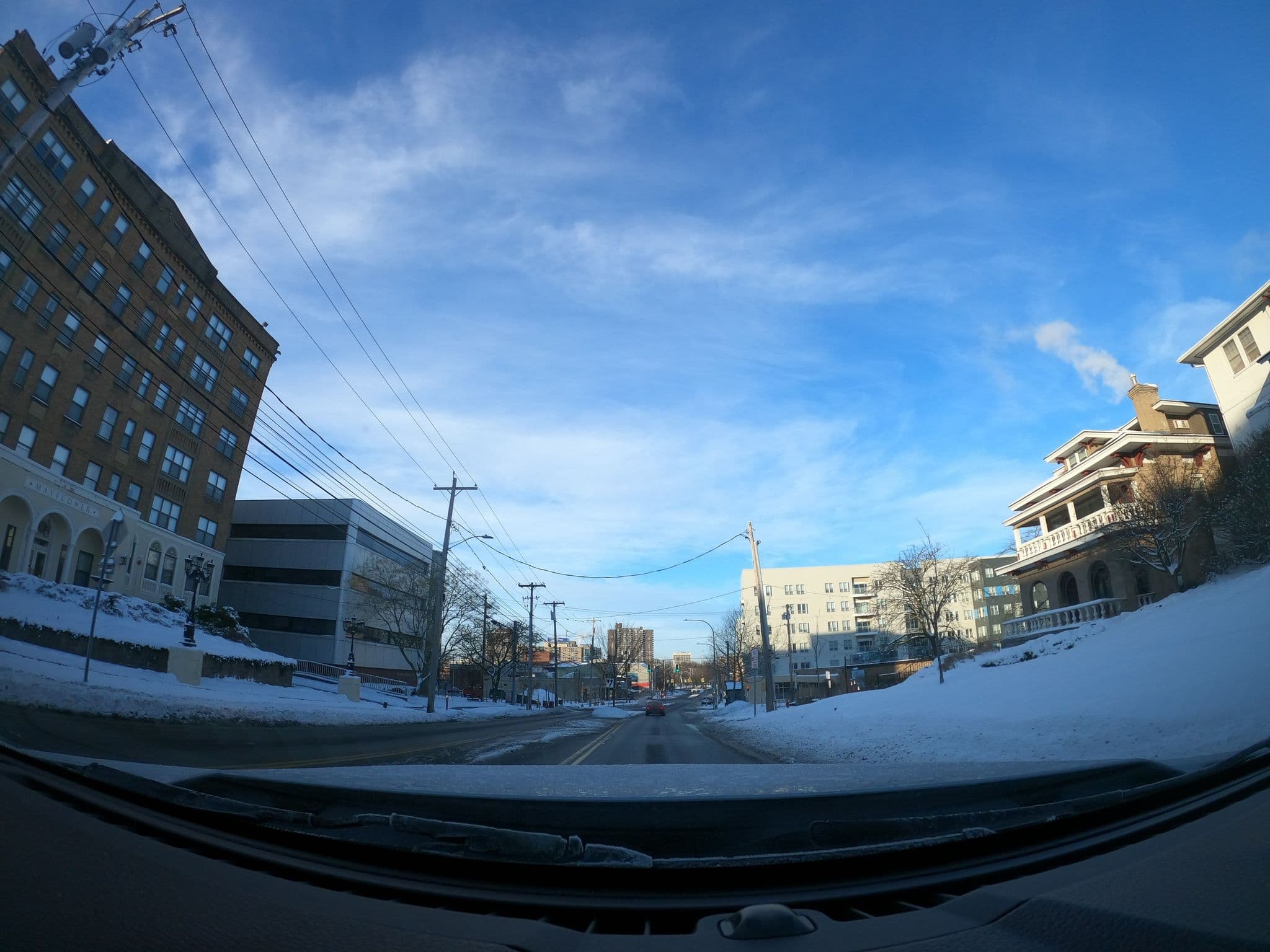 Street view near Ronald Mcdonald House, Syracuse — © zikzak5 (CC BY-SA · Mapillary)