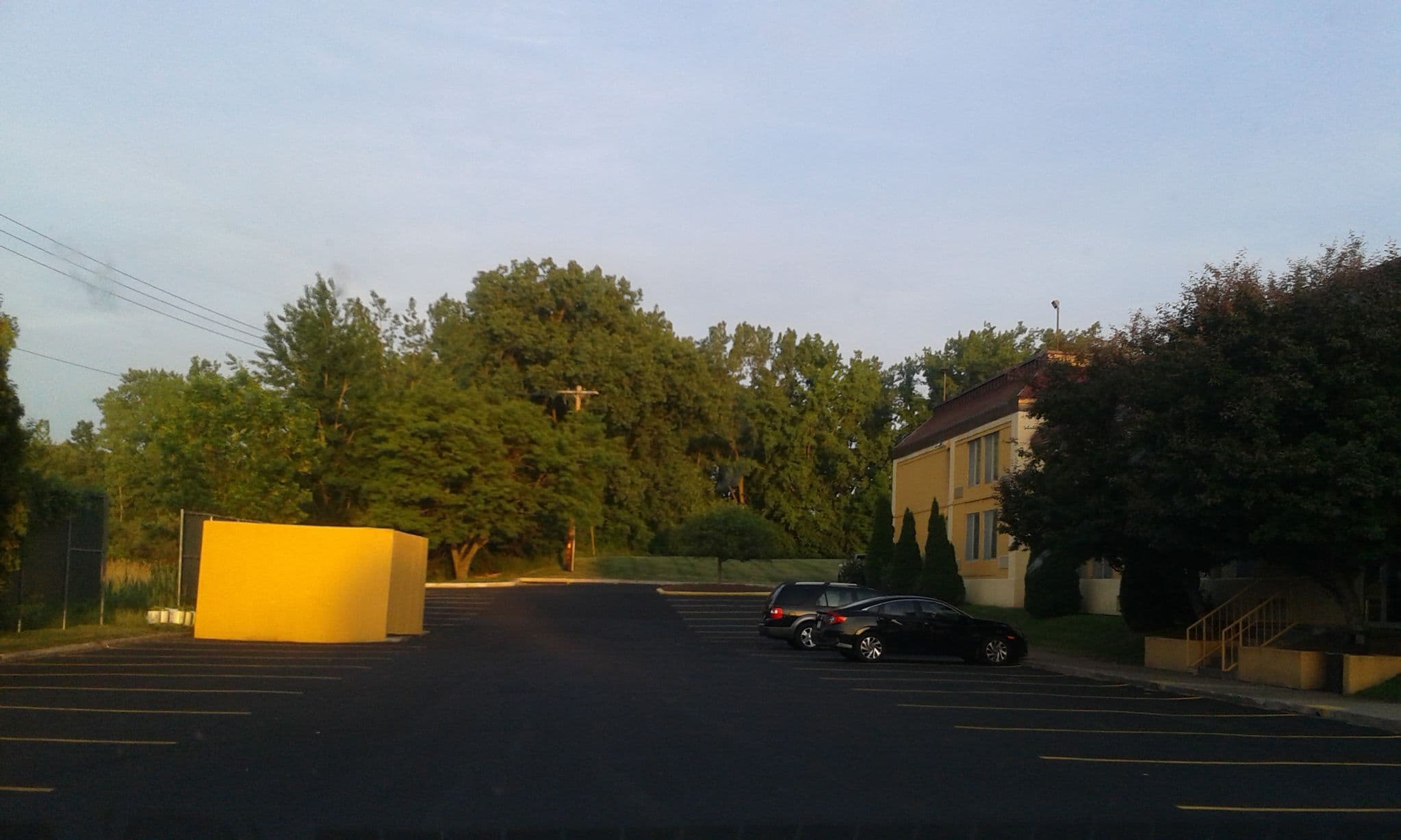 Street view near Quality Inn & Suites, Seneca Knolls — © thetornado76 (CC BY-SA · Mapillary)