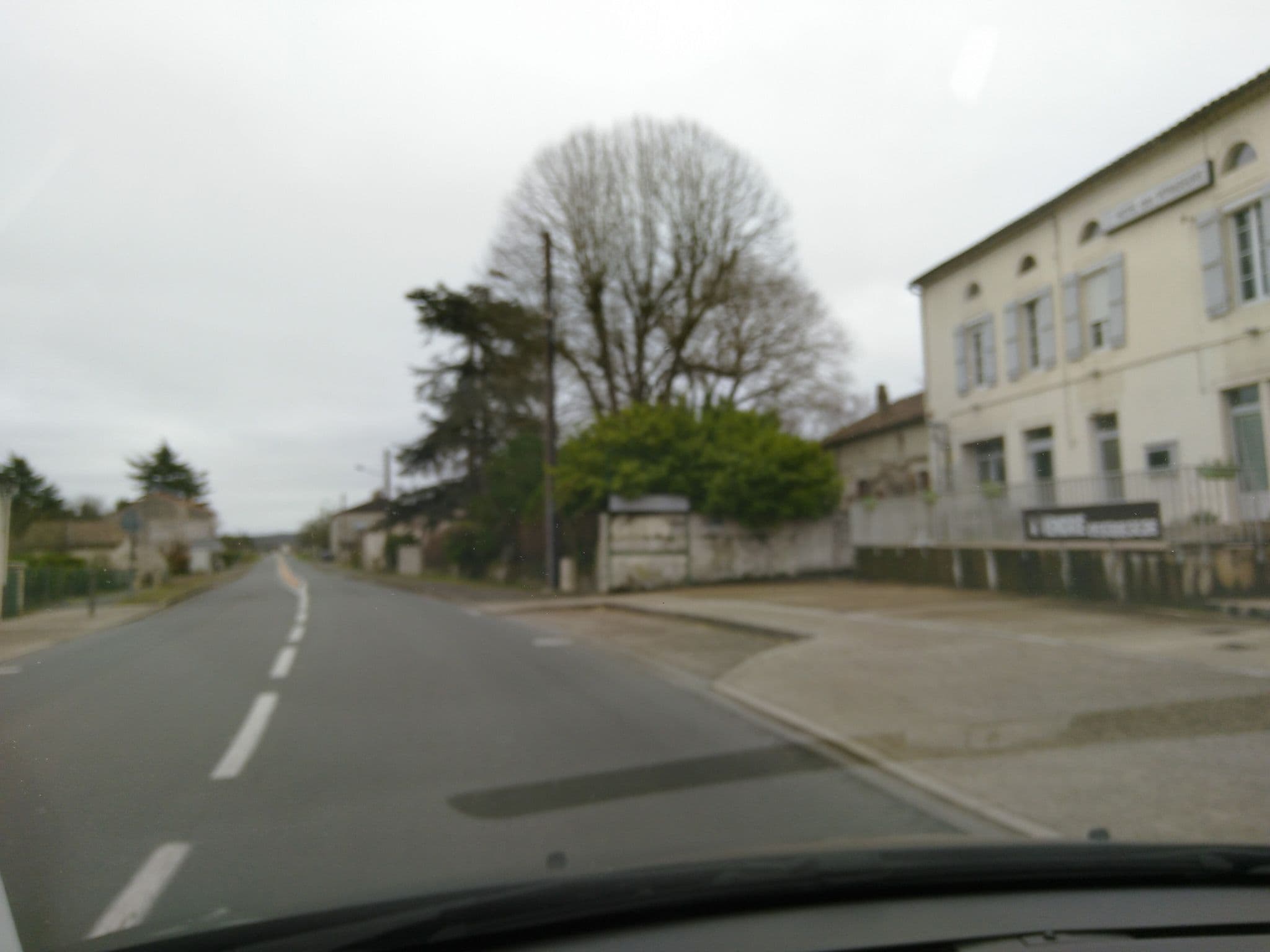 Street view near Les Voyageurs, Monbazillac — © matmat (CC BY-SA · Mapillary)