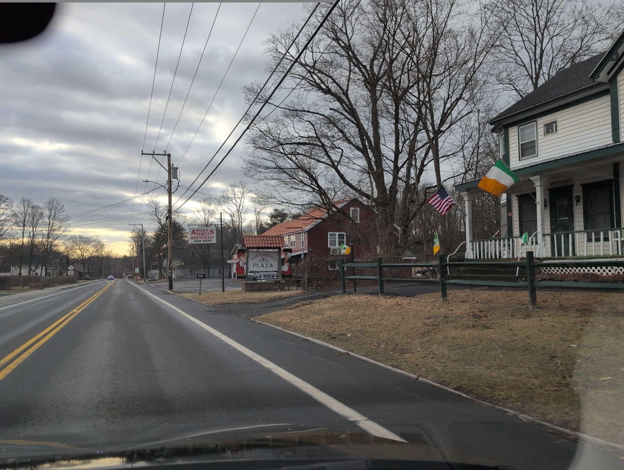 Street view near Shamrock House, Palenville — © alrekur (CC BY-SA · Mapillary)