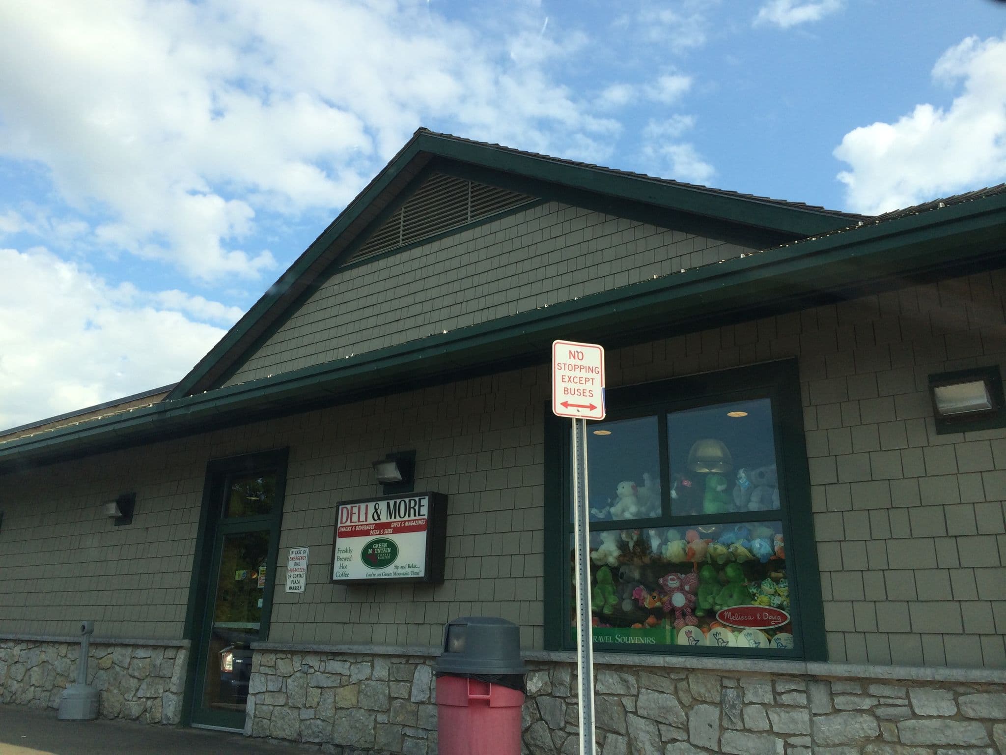 Street view near Sagamore, Saugerties — © anavz (CC BY-SA · Mapillary)