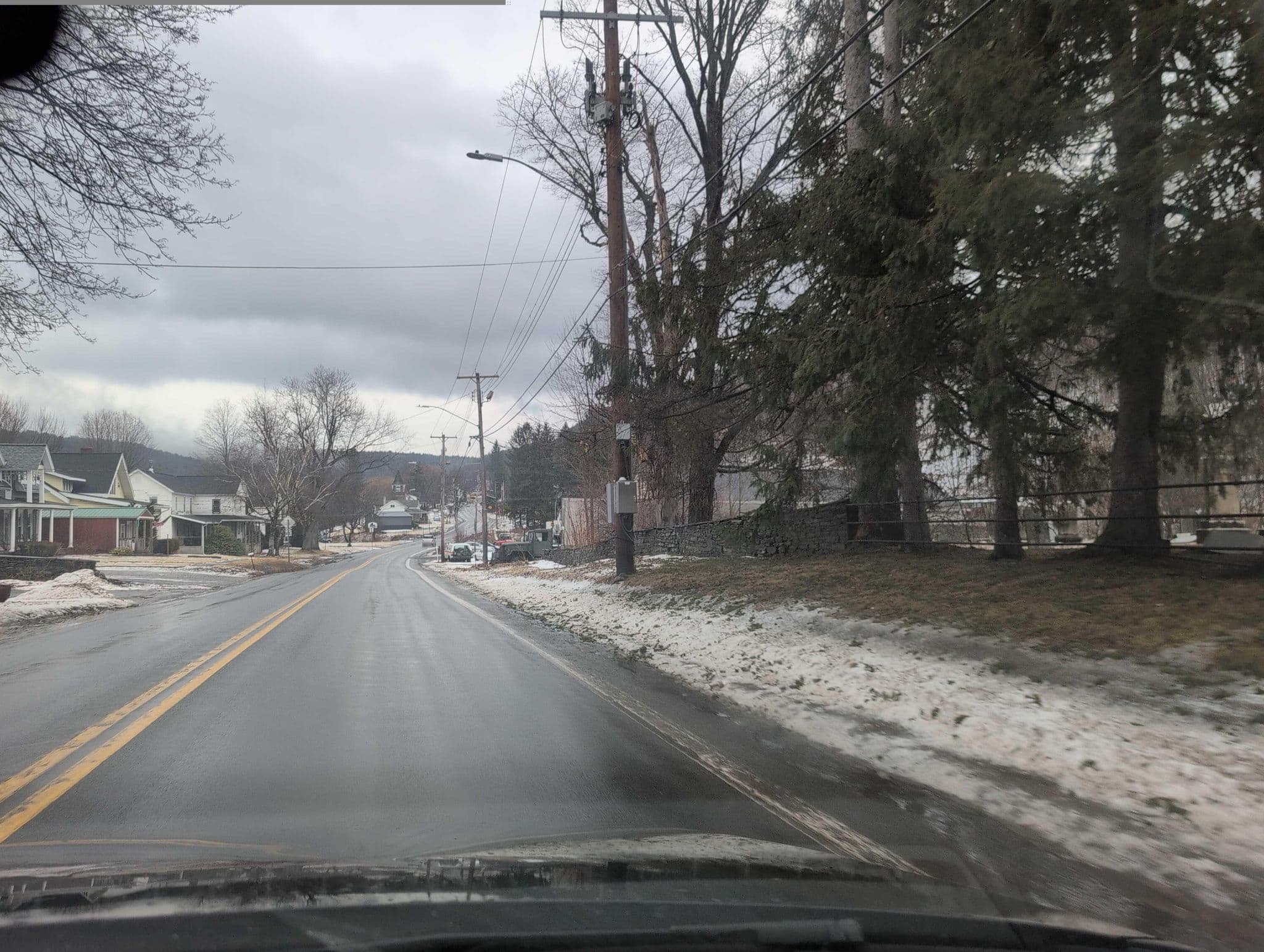 Street view near The Colonial Motel, Middleburgh — © alrekur (CC BY-SA · Mapillary)
