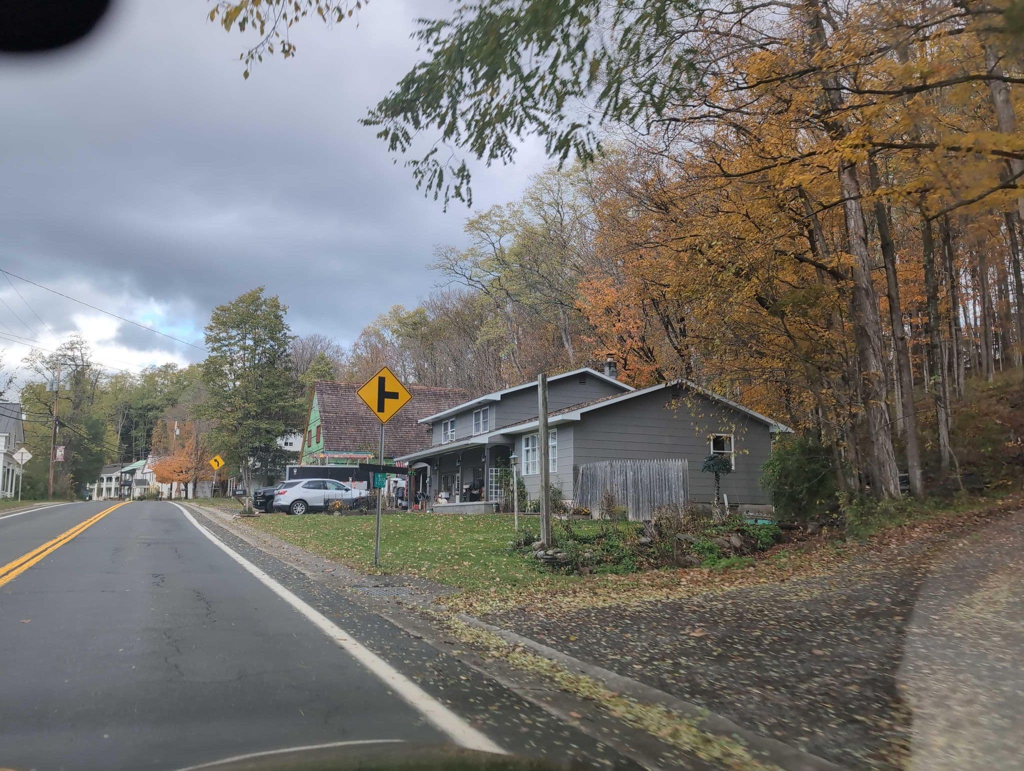 Street view near The DeWitt Oak Hill, Middleburgh — © alrekur (CC BY-SA · Mapillary)