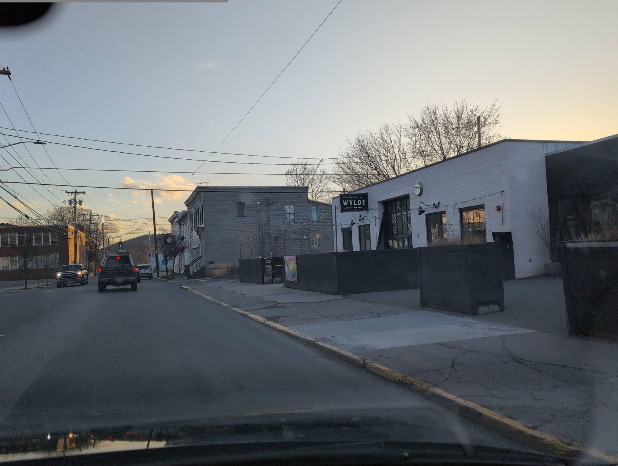 Street view near The Artist's House, Lorenz Park — © alrekur (CC BY-SA · Mapillary)