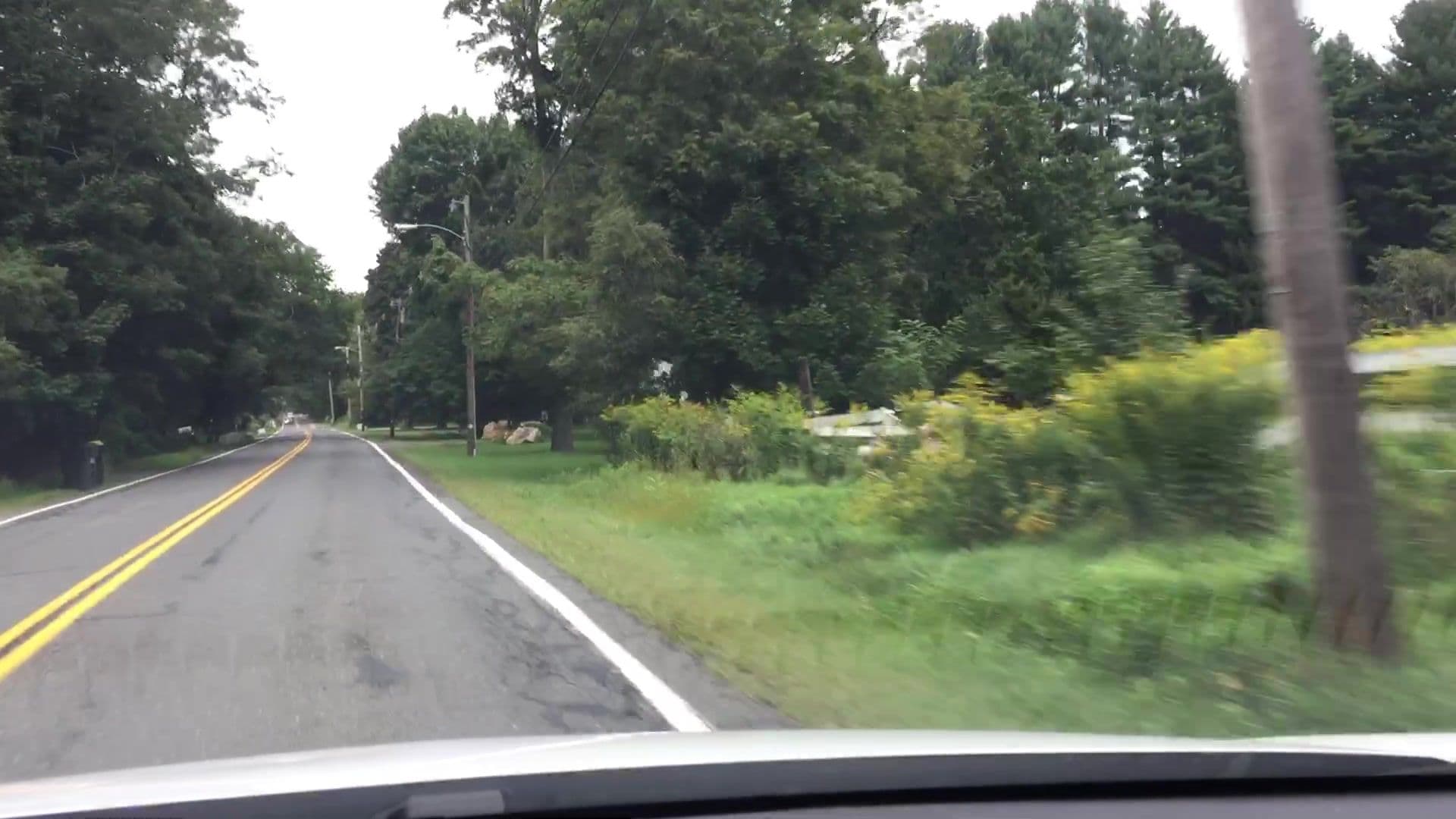Street view near English Hideaway, Housatonic — © lvl5 (CC BY-SA · Mapillary)