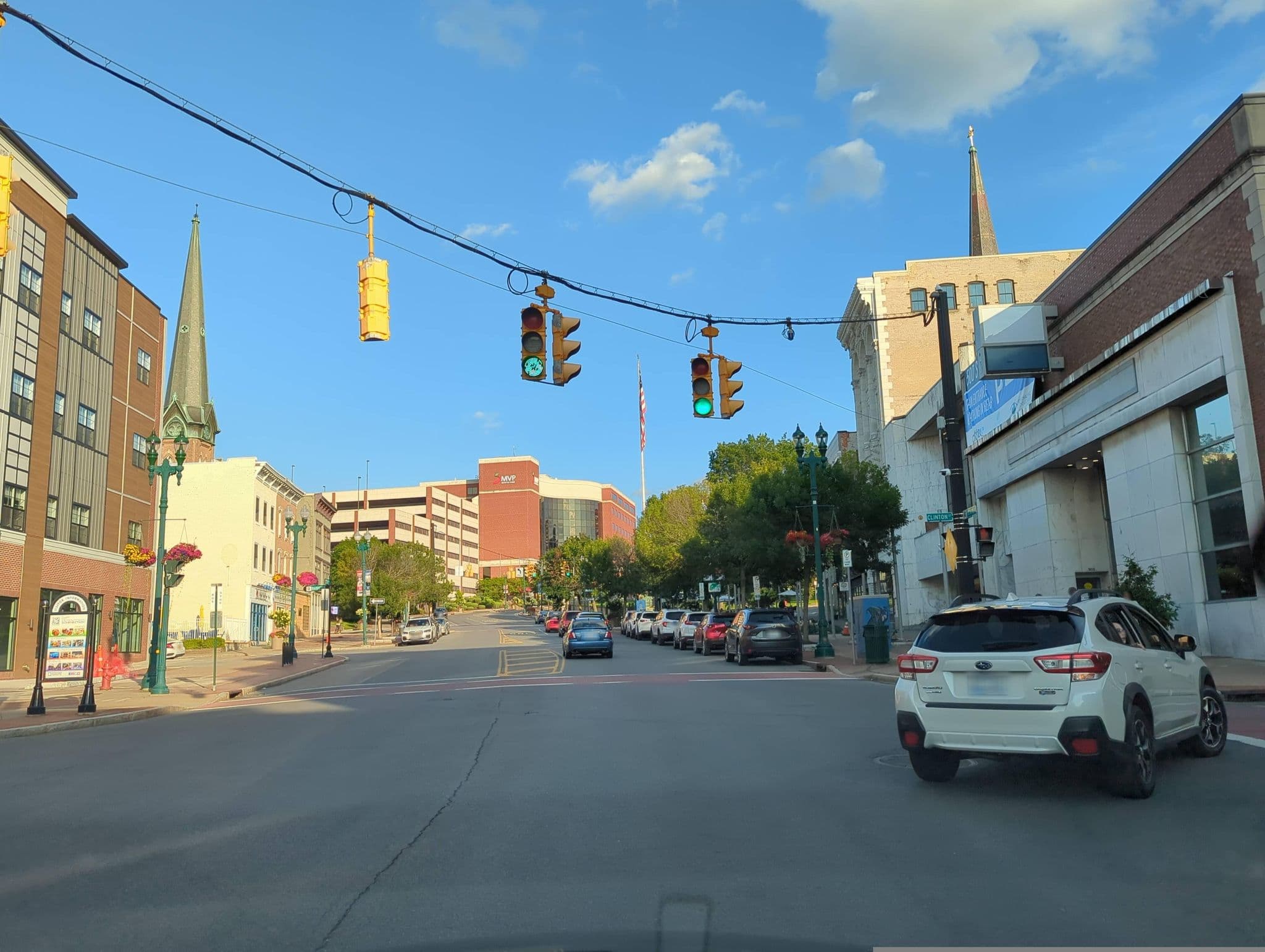 Street view near Hampton Inn by Hilton, Schenectady — © MafogMachine (CC BY-SA · Mapillary)