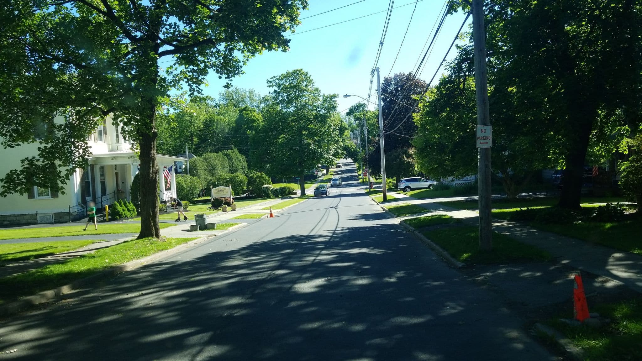 Street view near The Pineapple Housr, Canajoharie — © jbthemilker (CC BY-SA · Mapillary)