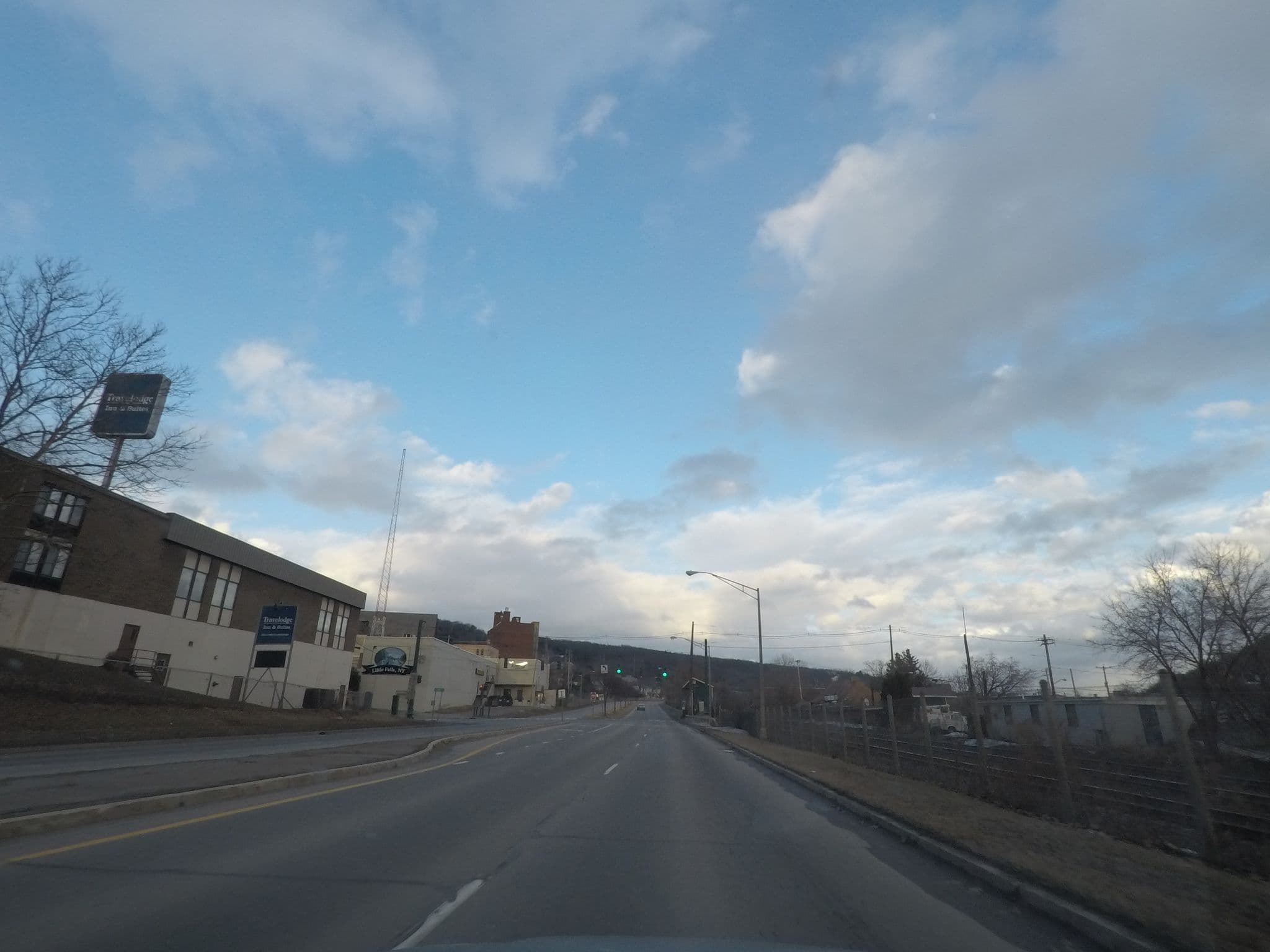 Street view near Knights Inn, Dolgeville — © nfgusedautoparts (CC BY-SA · Mapillary)