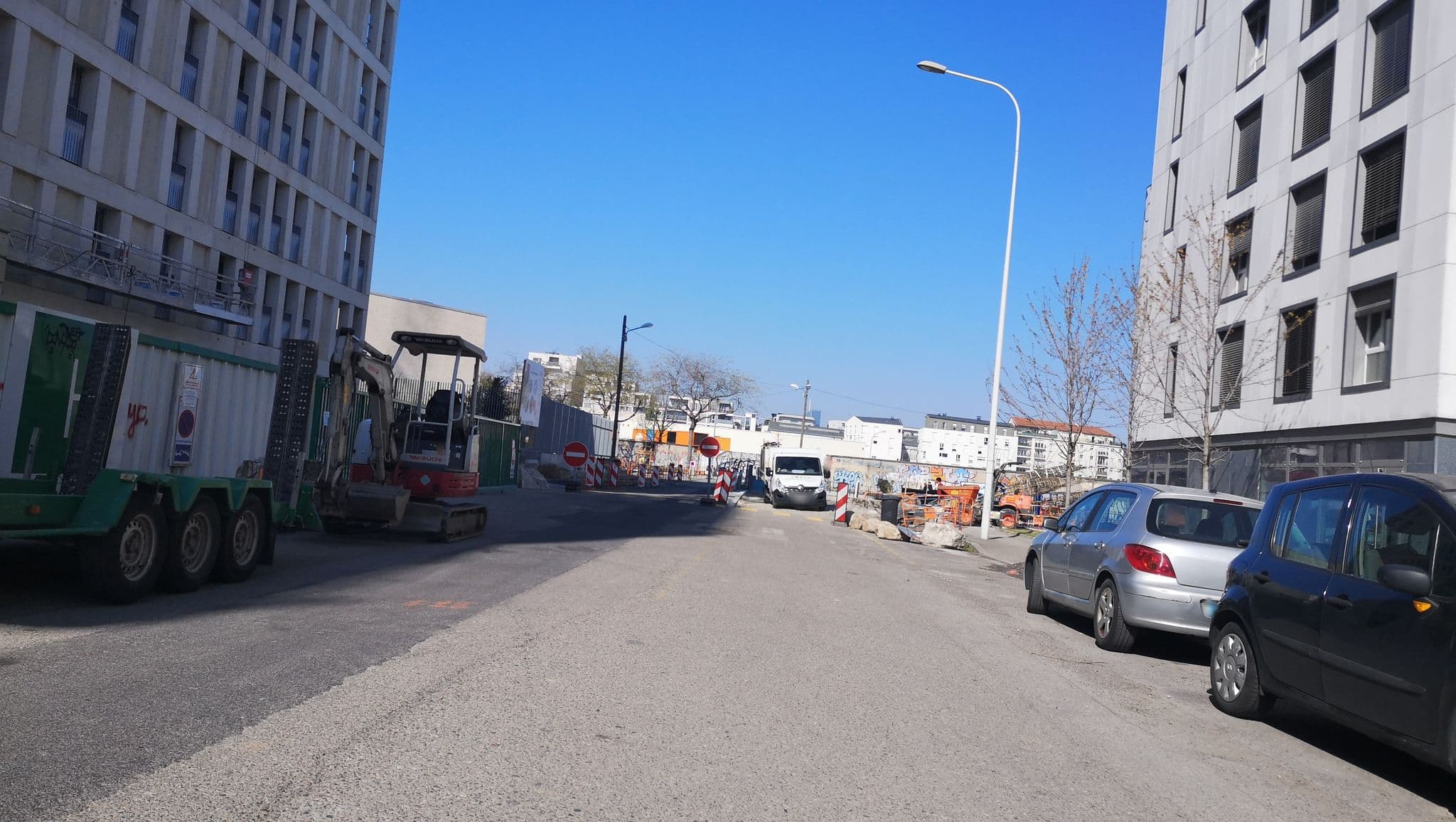 Street view near Q7 Lodge Appart Hôtel, Lyon 07 — © blueberry (CC BY-SA · Mapillary)